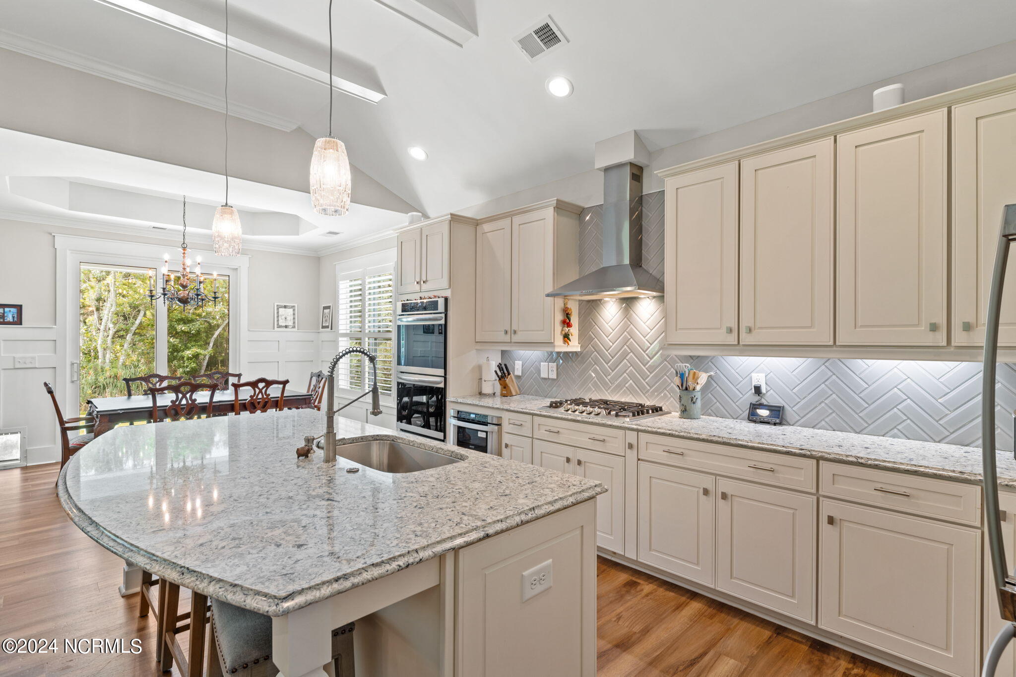 1365 Long Pond Road Property Photo 8