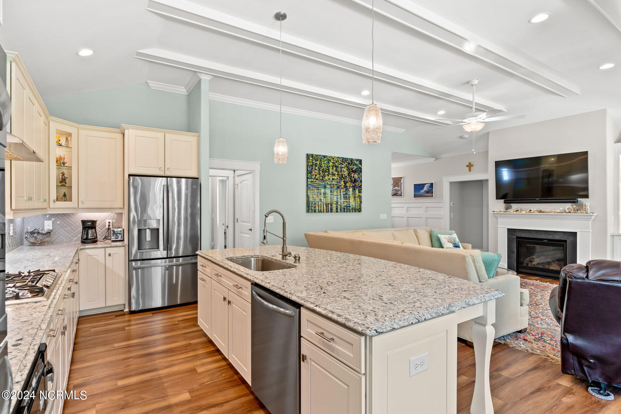 1365 Long Pond Road Property Photo 10