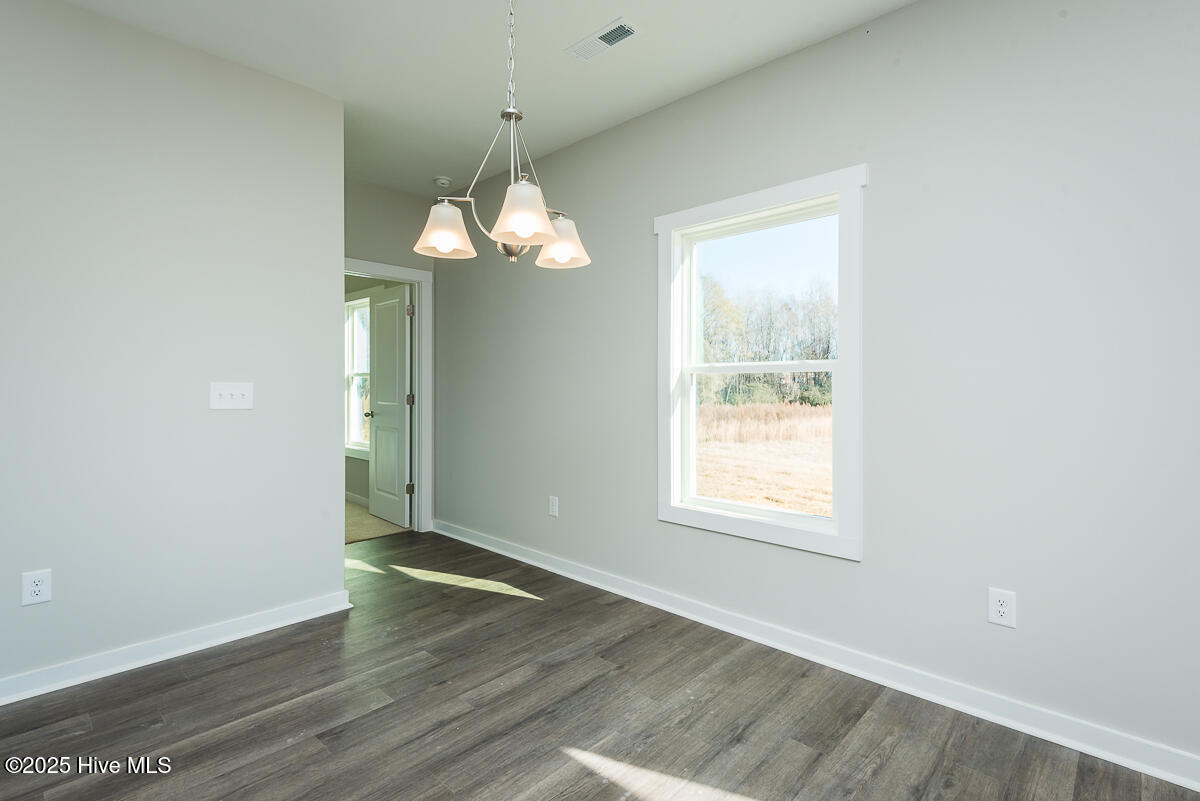 300 Yellowwood Avenue Property Photo 13