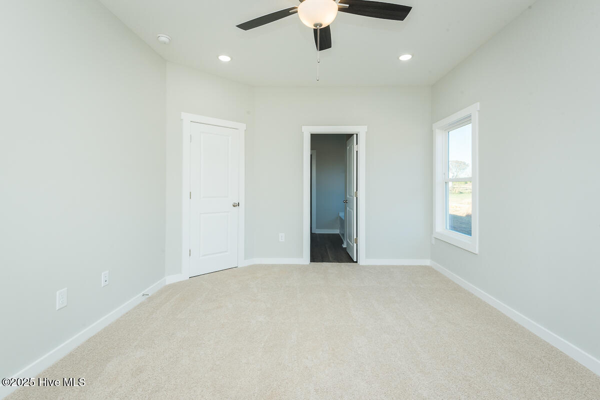 300 Yellowwood Avenue Property Photo 20
