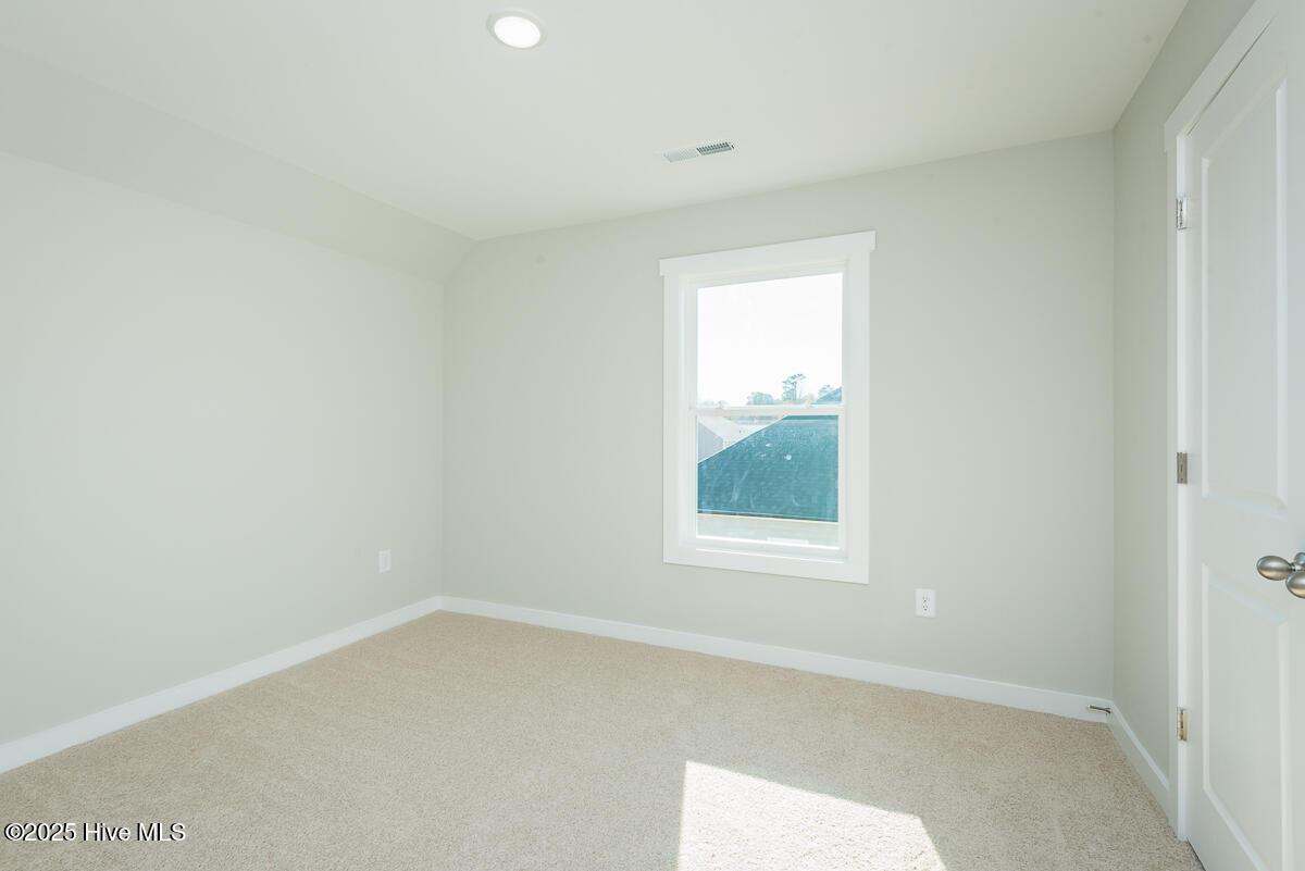 300 Yellowwood Avenue Property Photo 26