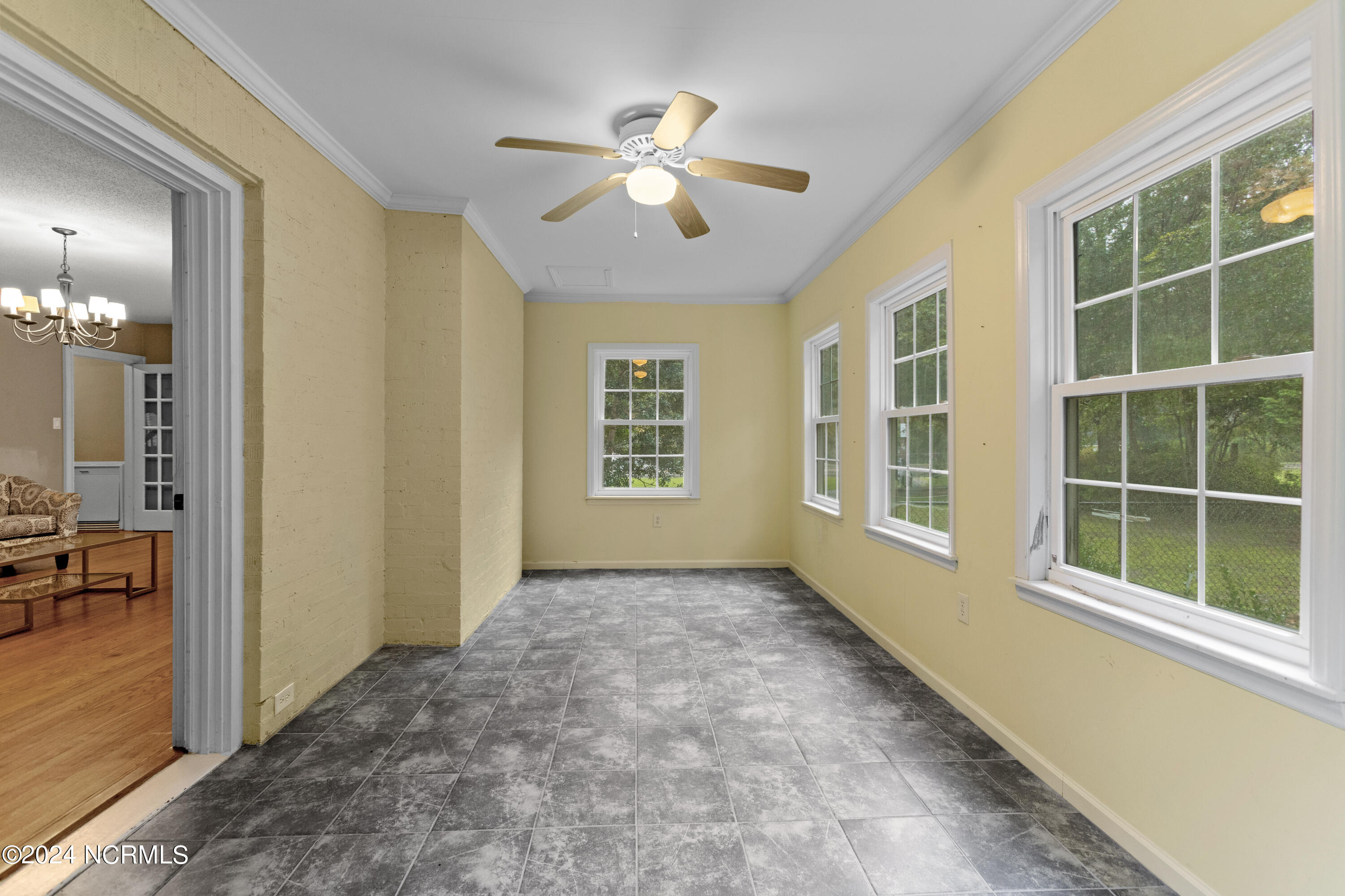 816 River Road Property Photo 10