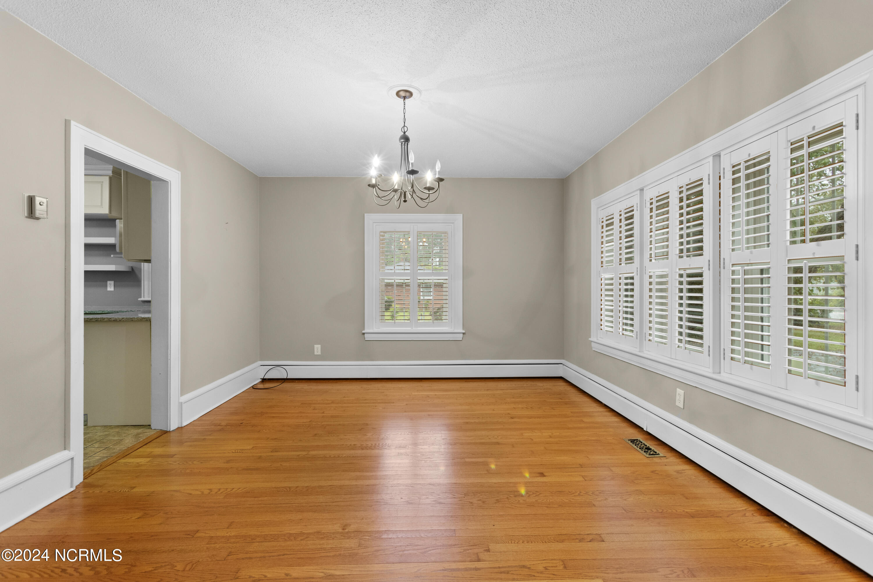 816 River Road Property Photo 12