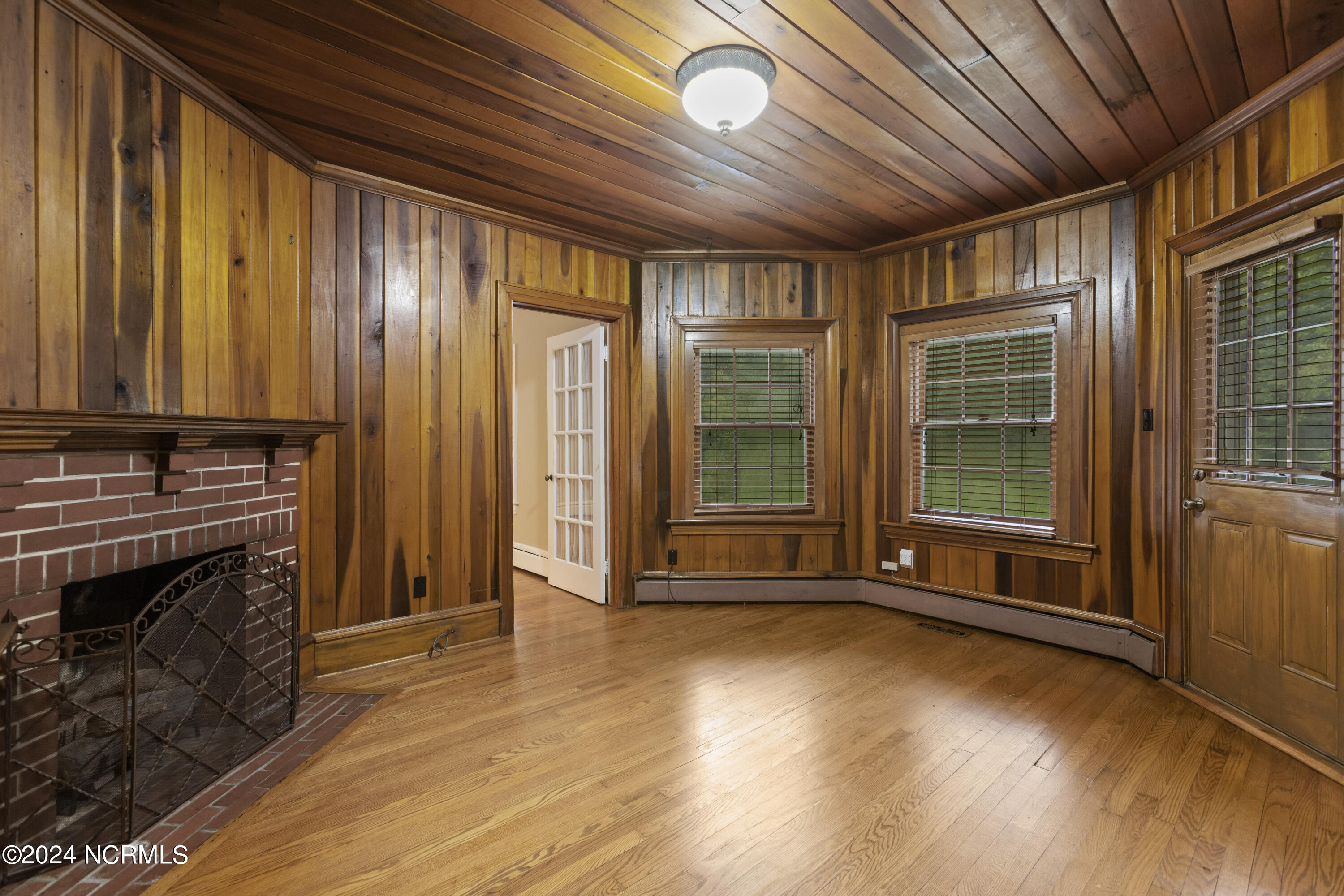 816 River Road Property Photo 21