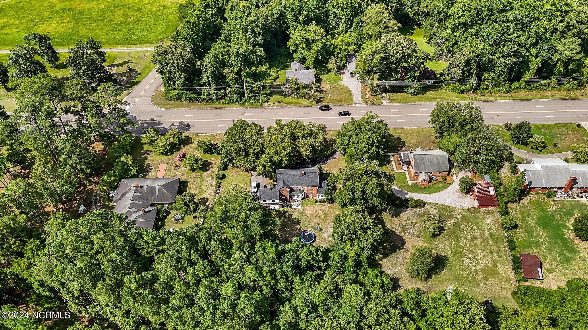 816 River Road Property Photo 39