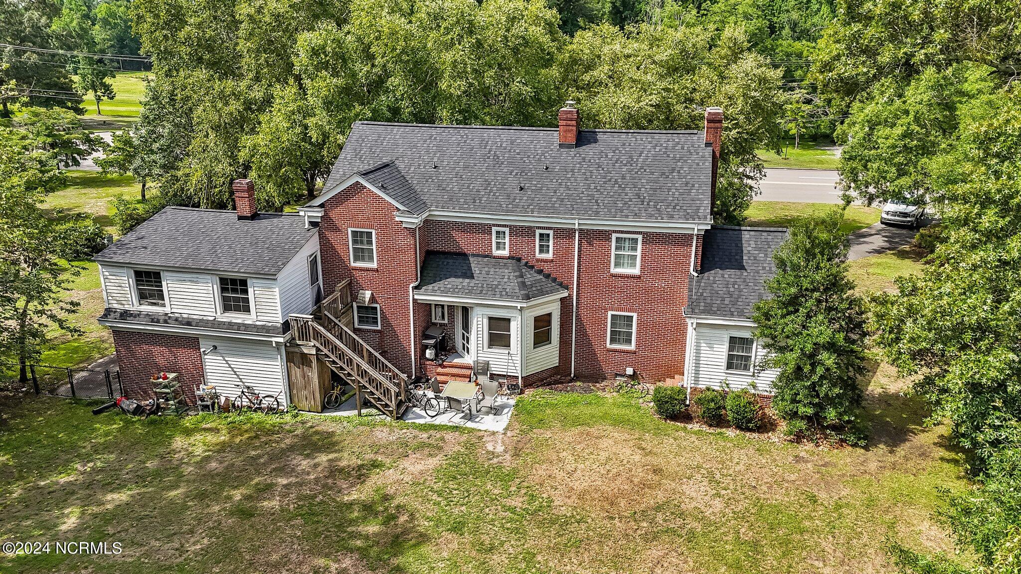 816 River Road Property Photo 45