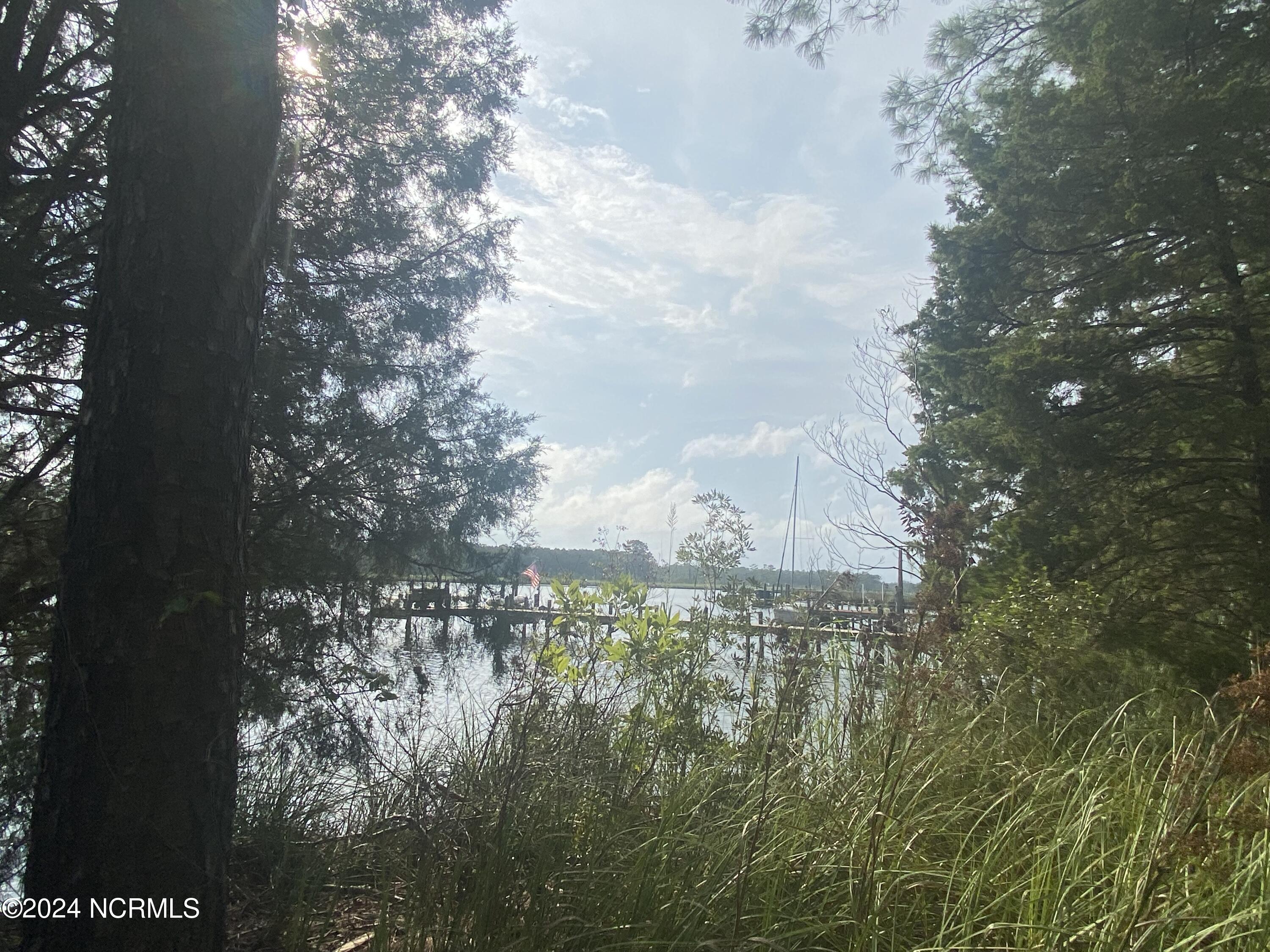 5314 Trade Winds Road Property Photo 3