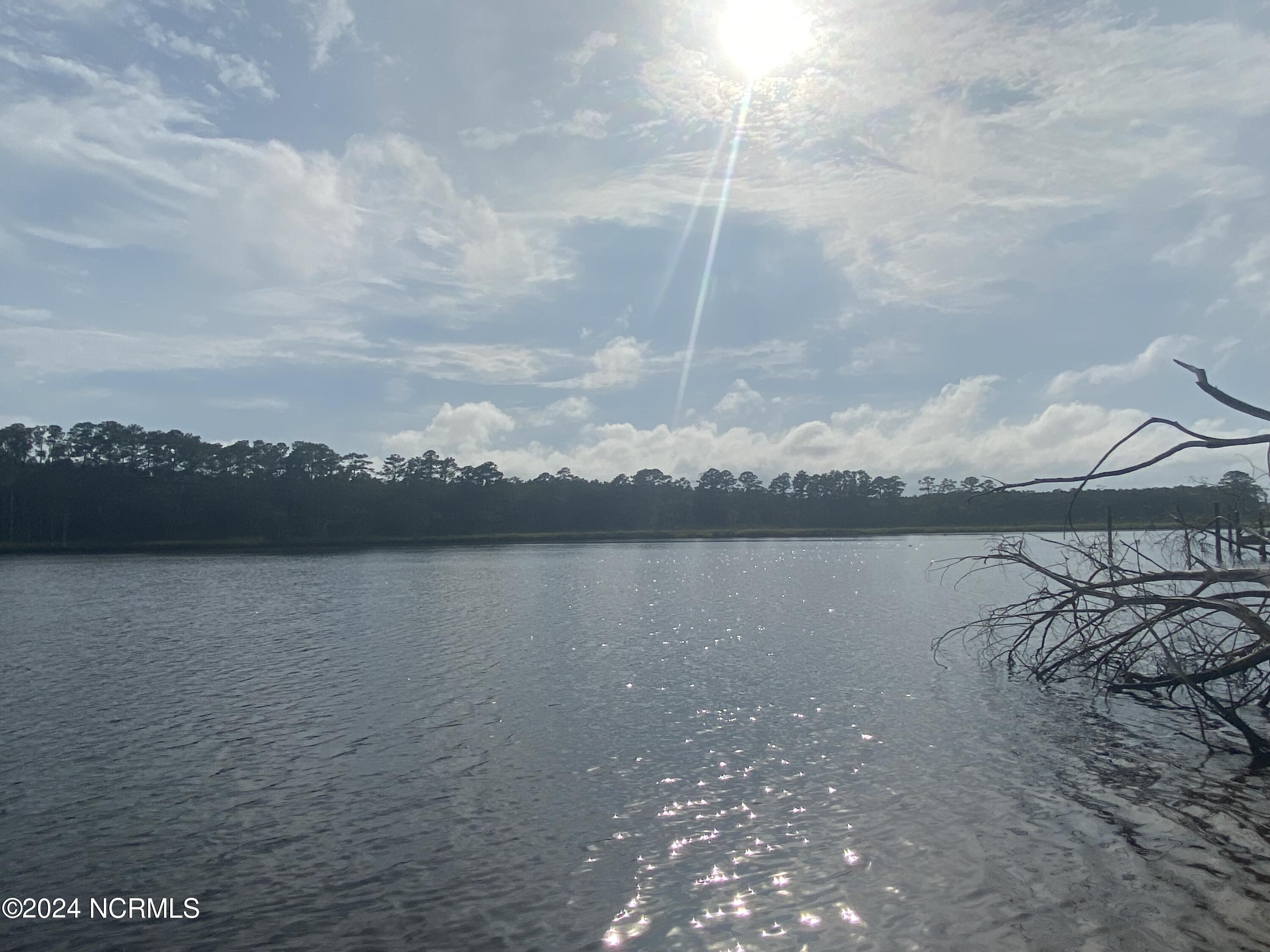 5314 Trade Winds Road Property Photo 8