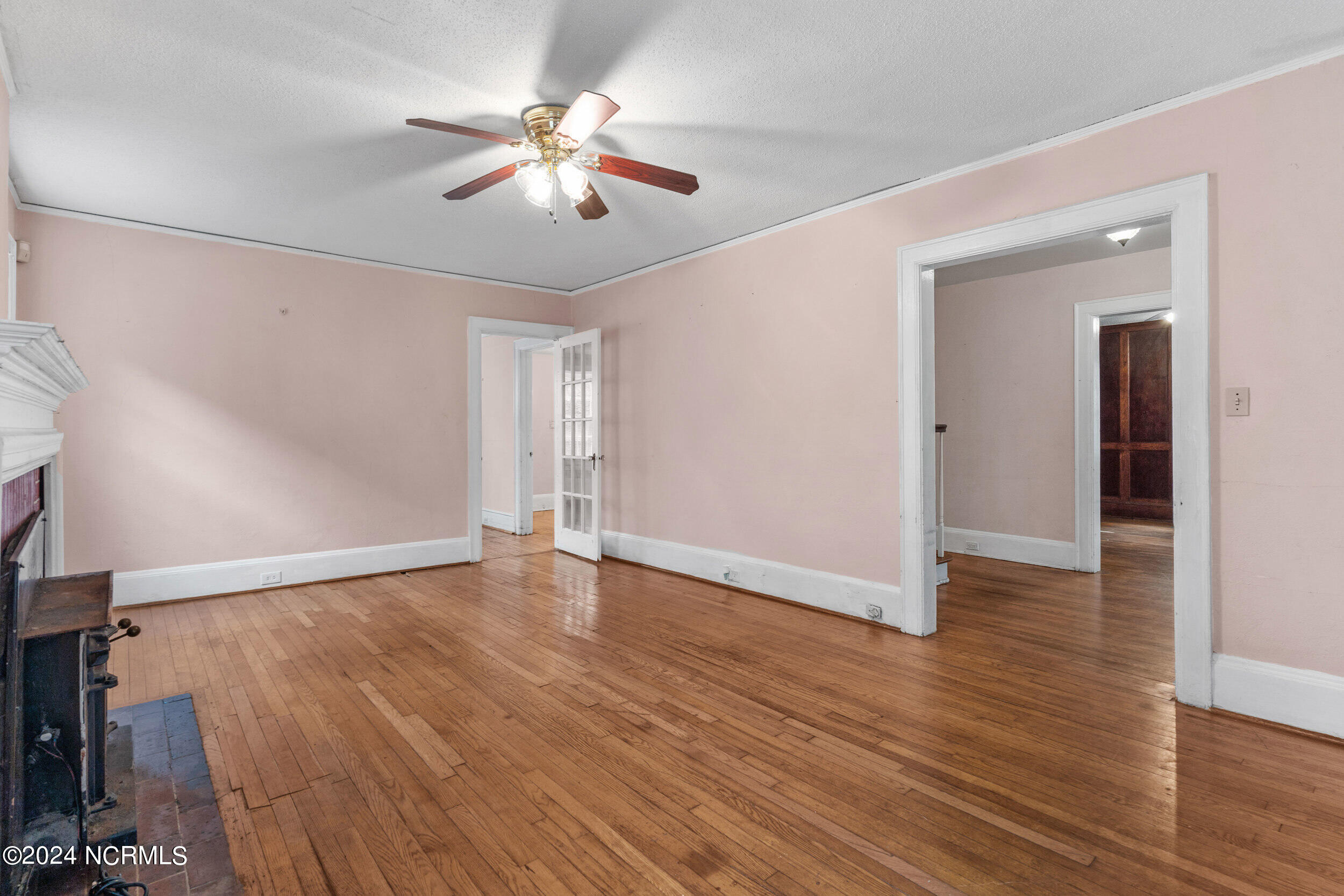 418 Orange Street Property Photo 9