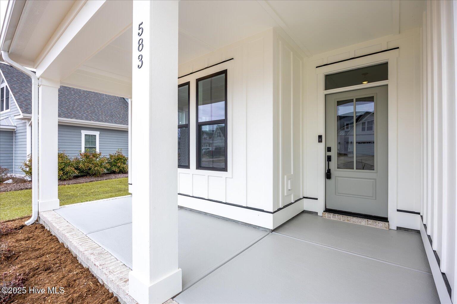 583 Moss Lake Lane Property Photo 4