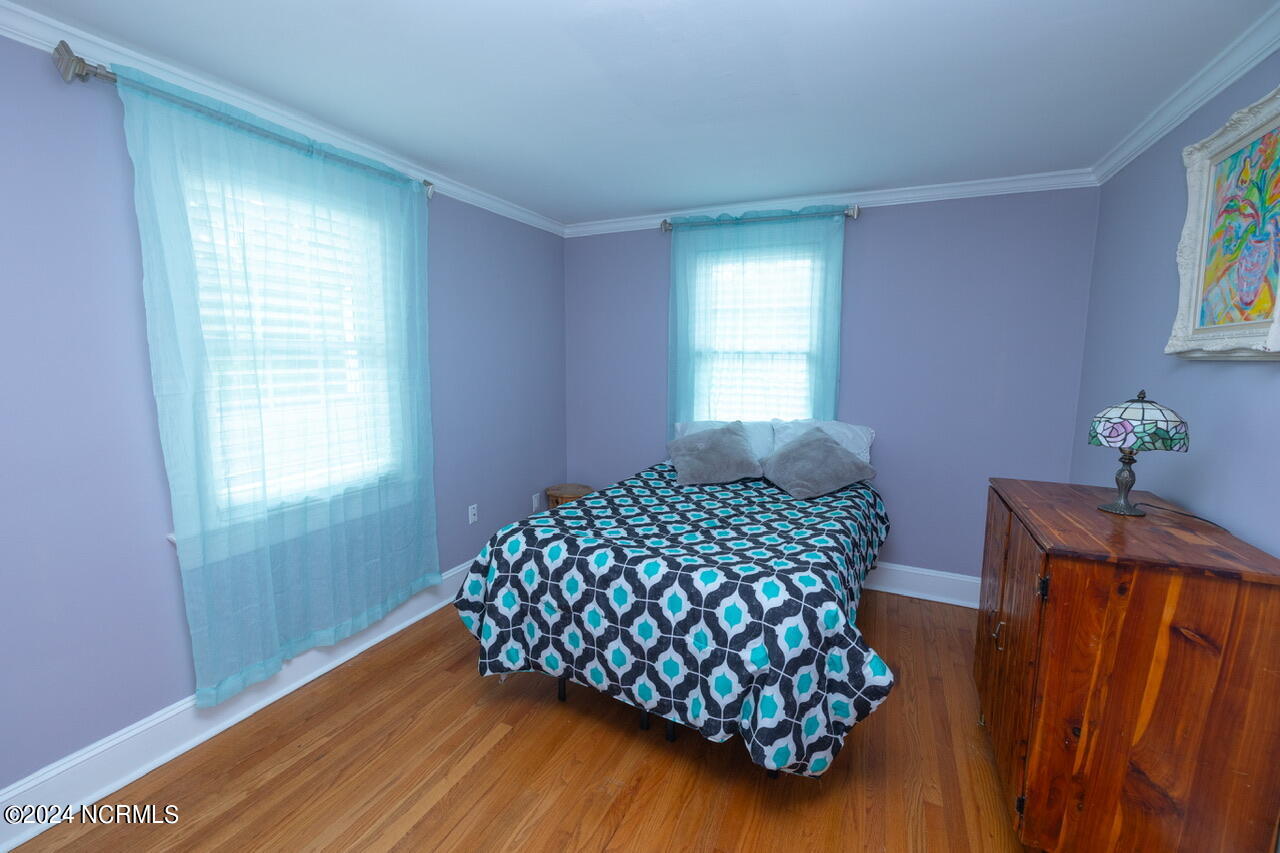 1048 E Rock Spring Road Property Photo 36