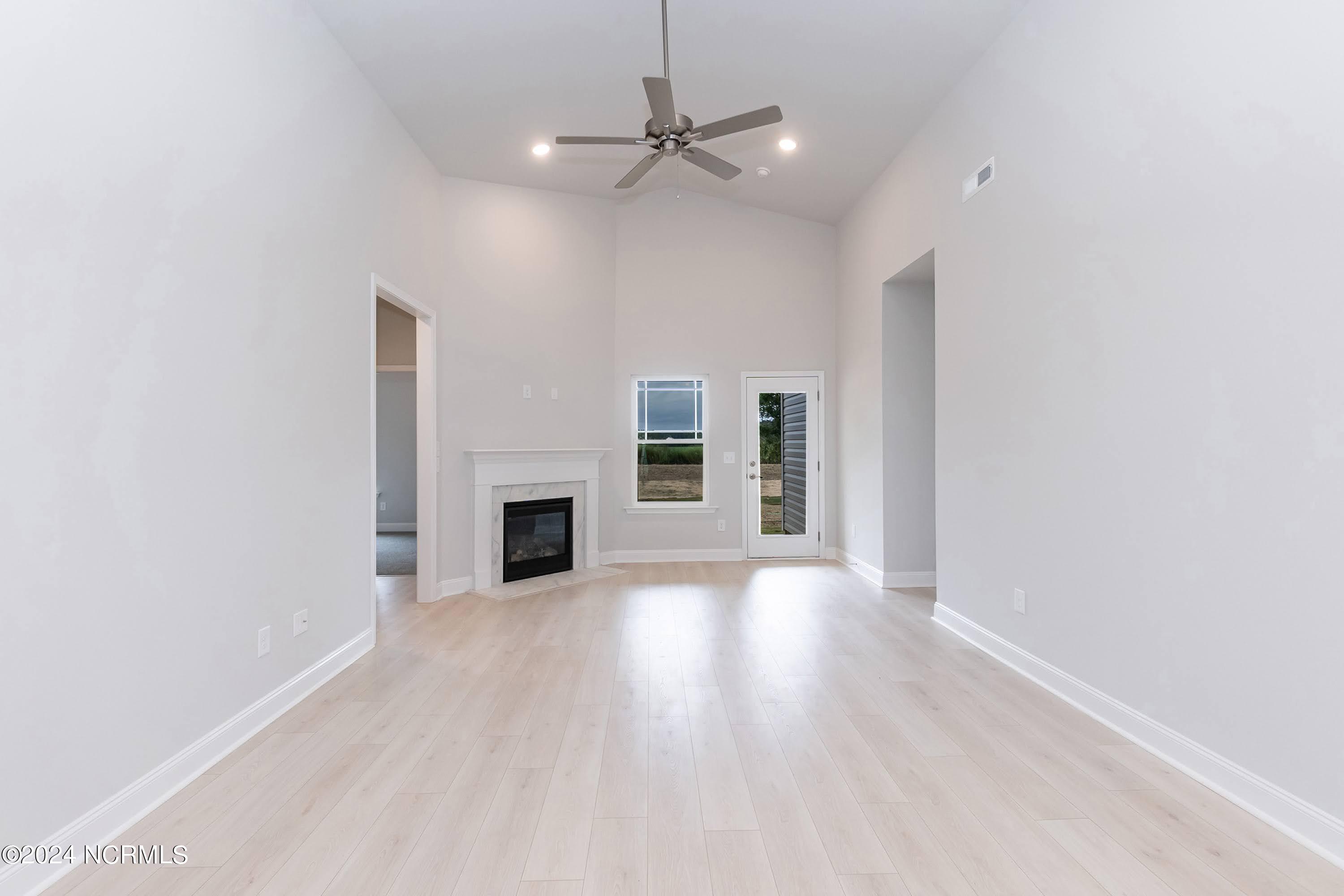708 Greenwich Place Property Photo 17
