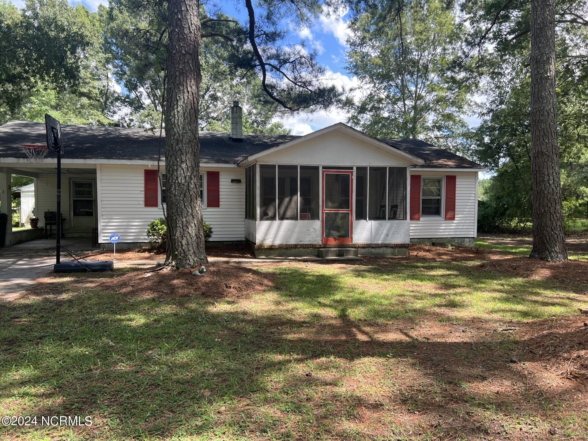 1209 Newsome Street Property Photo 2