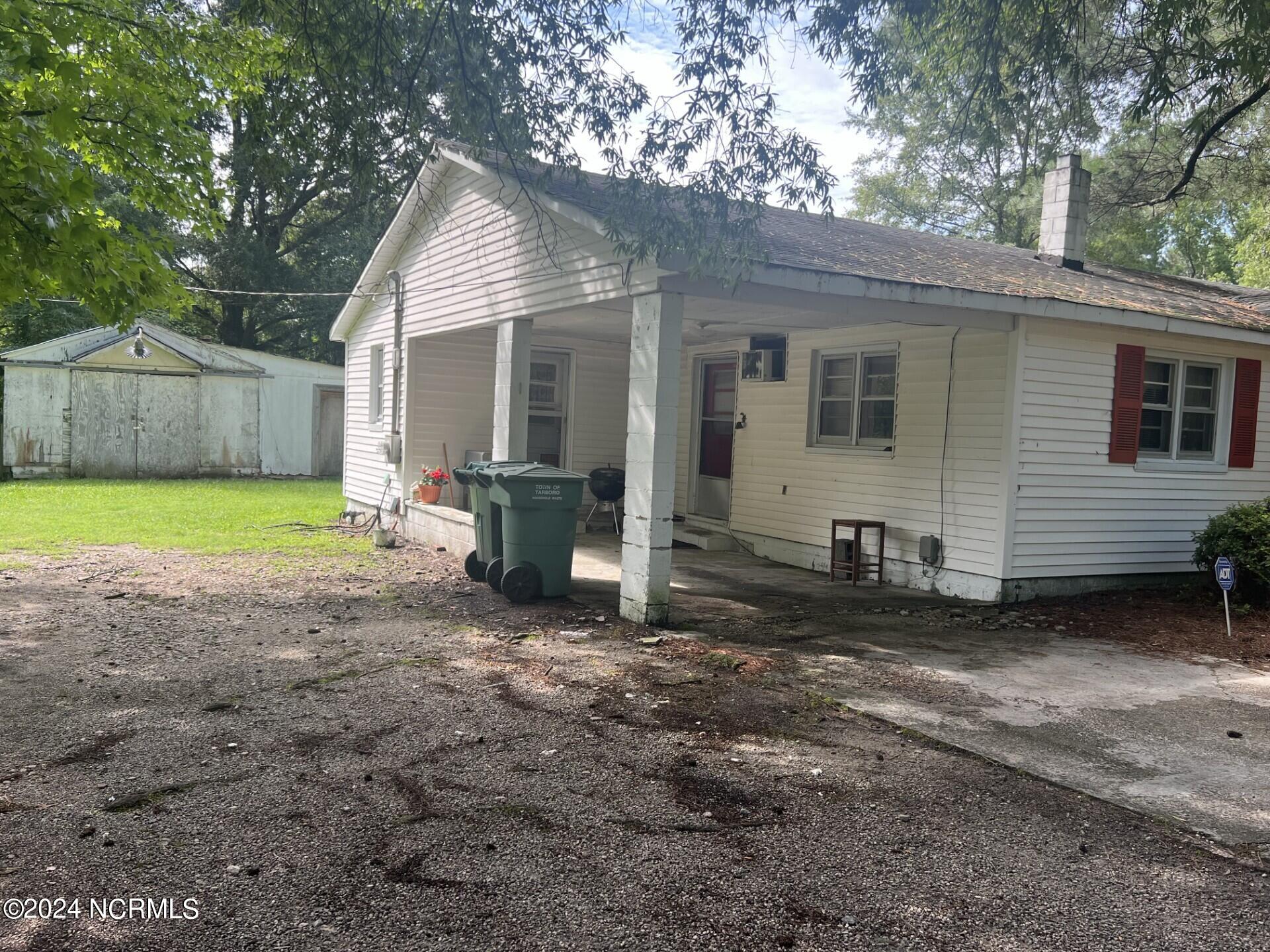 1209 Newsome Street Property Photo 3