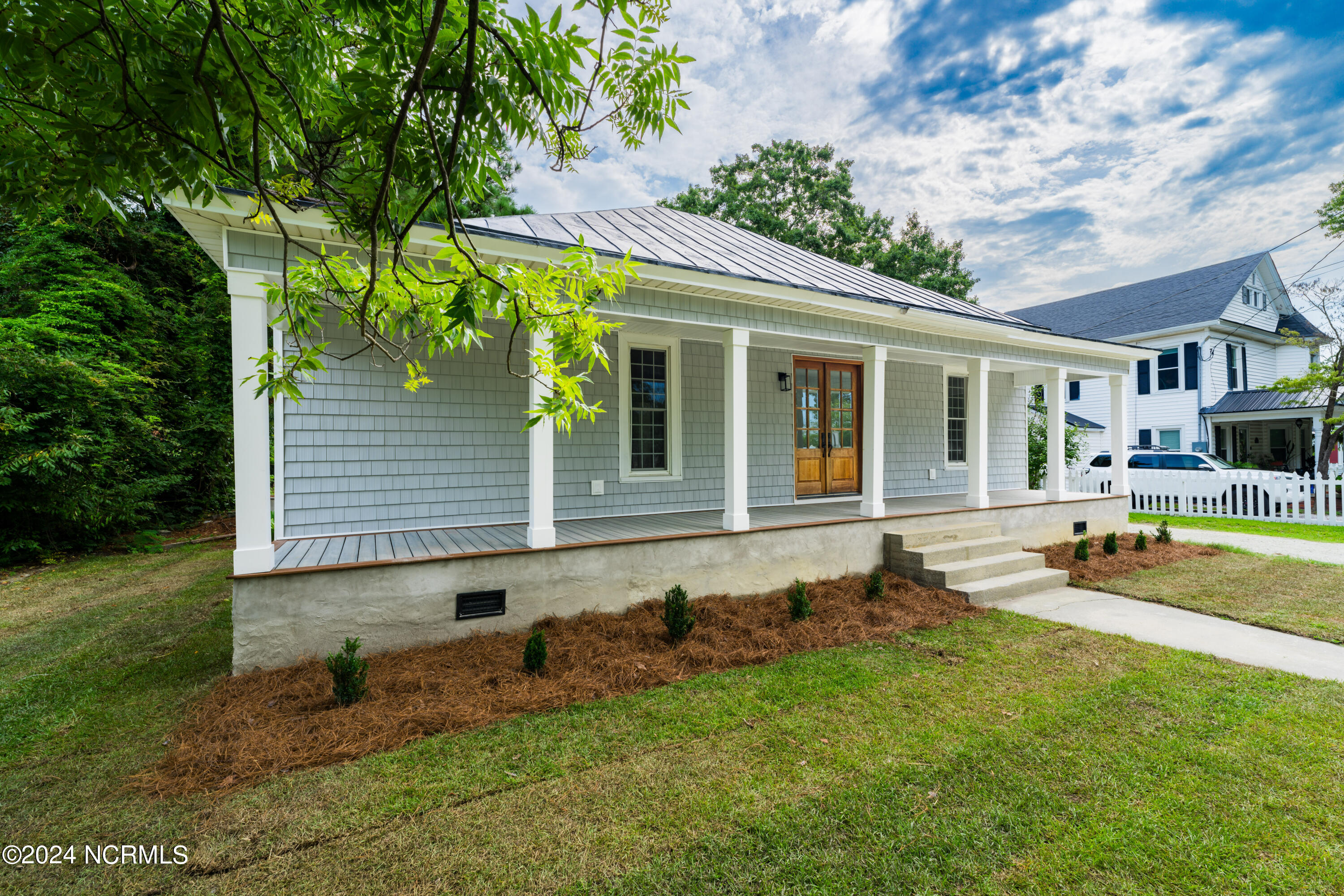 108 E Hargett Street Property Photo 5