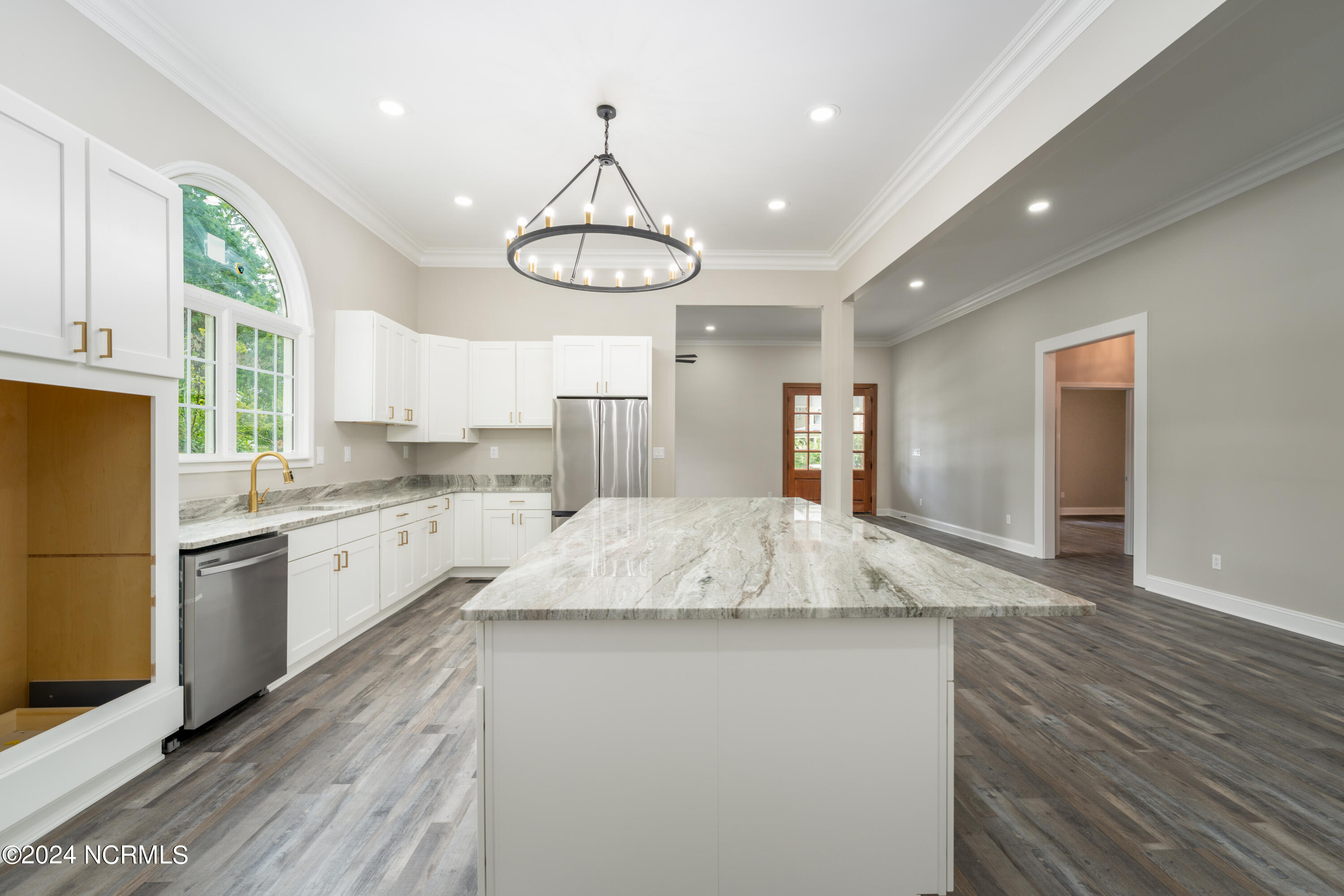 108 E Hargett Street Property Photo 12