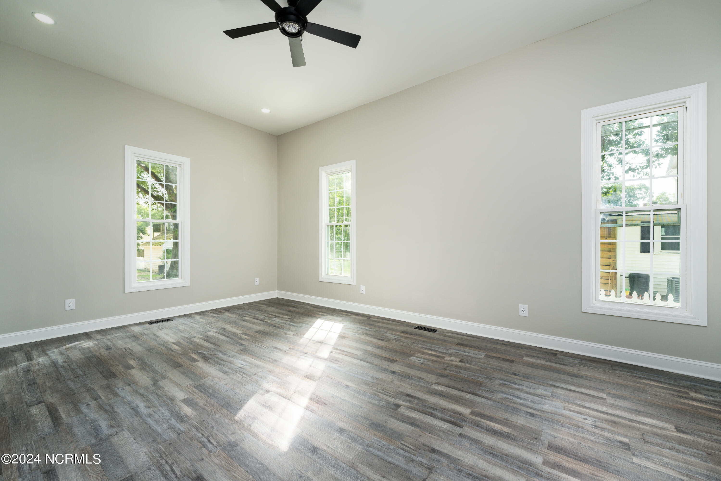 108 E Hargett Street Property Photo 19