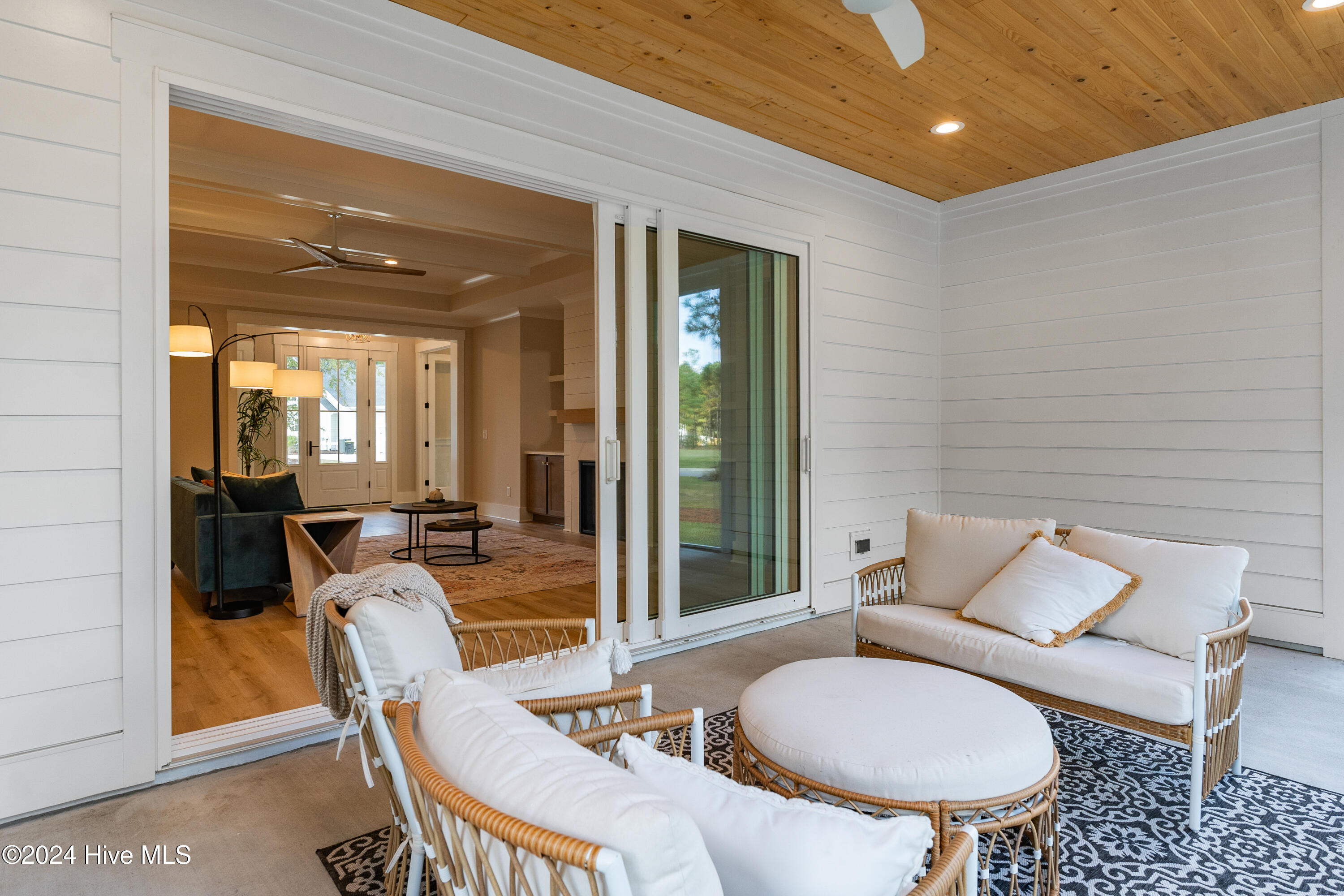 3756 Friendly Orange Court Property Photo 14