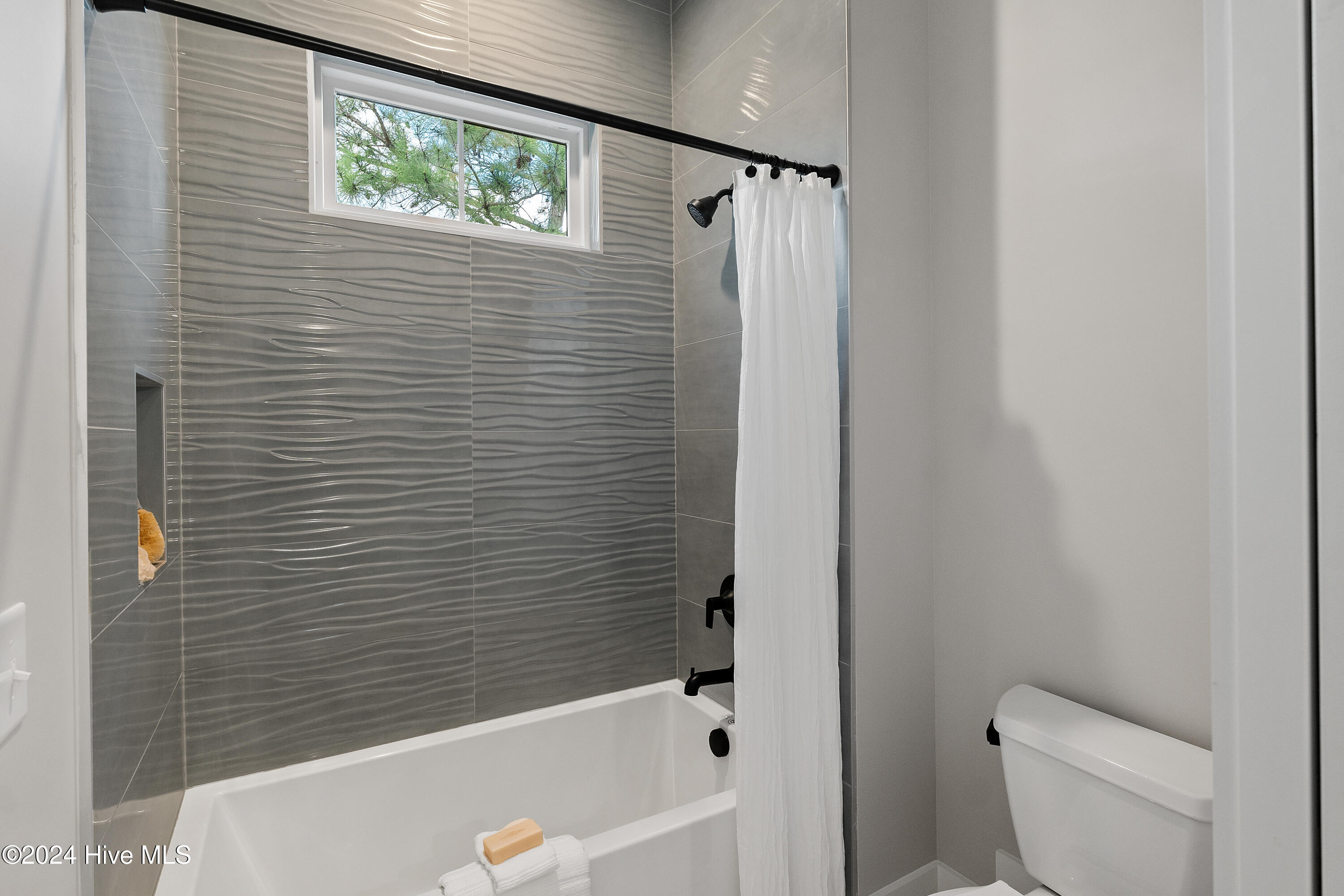 3756 Friendly Orange Court Property Photo 18