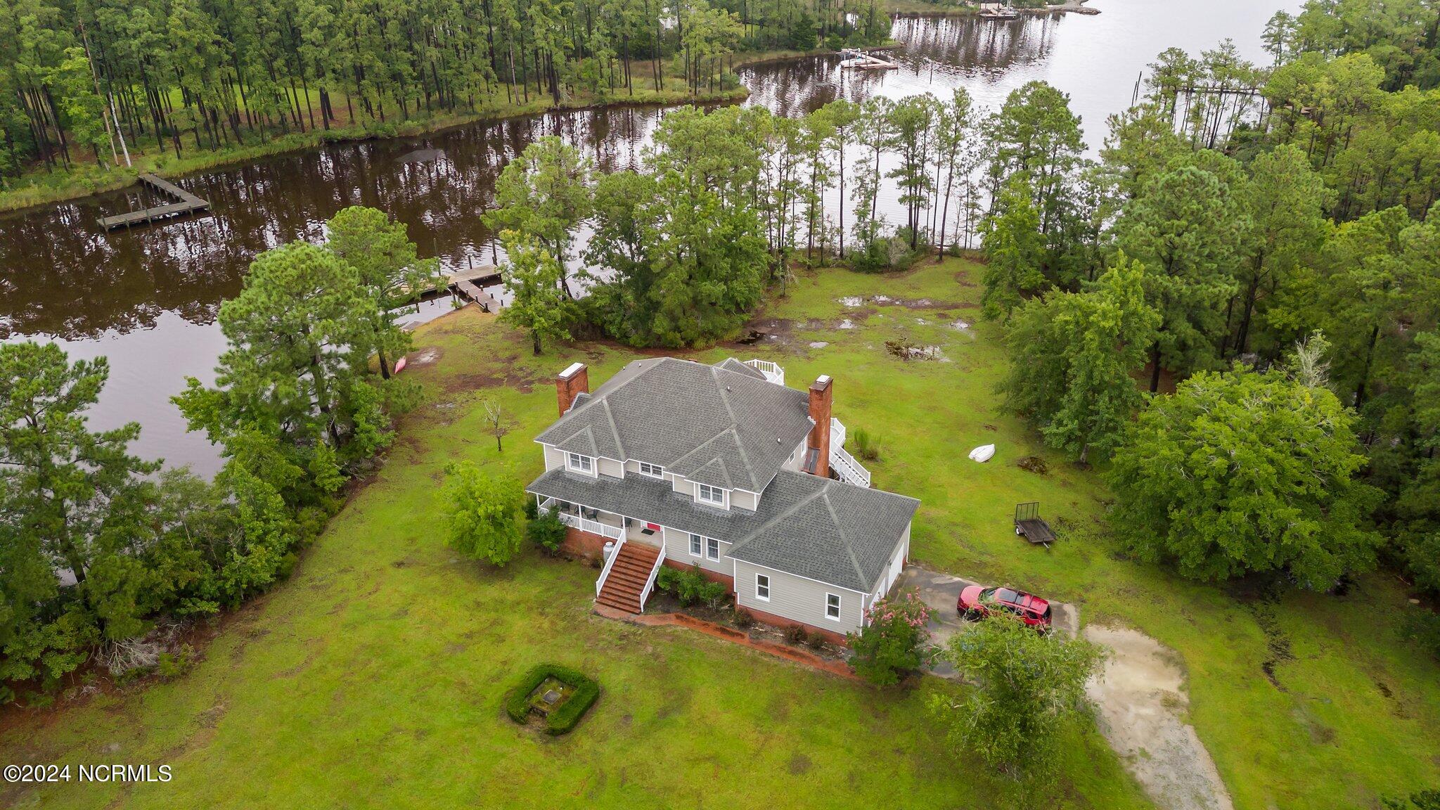 1039 Pasture Point Road Property Photo 5