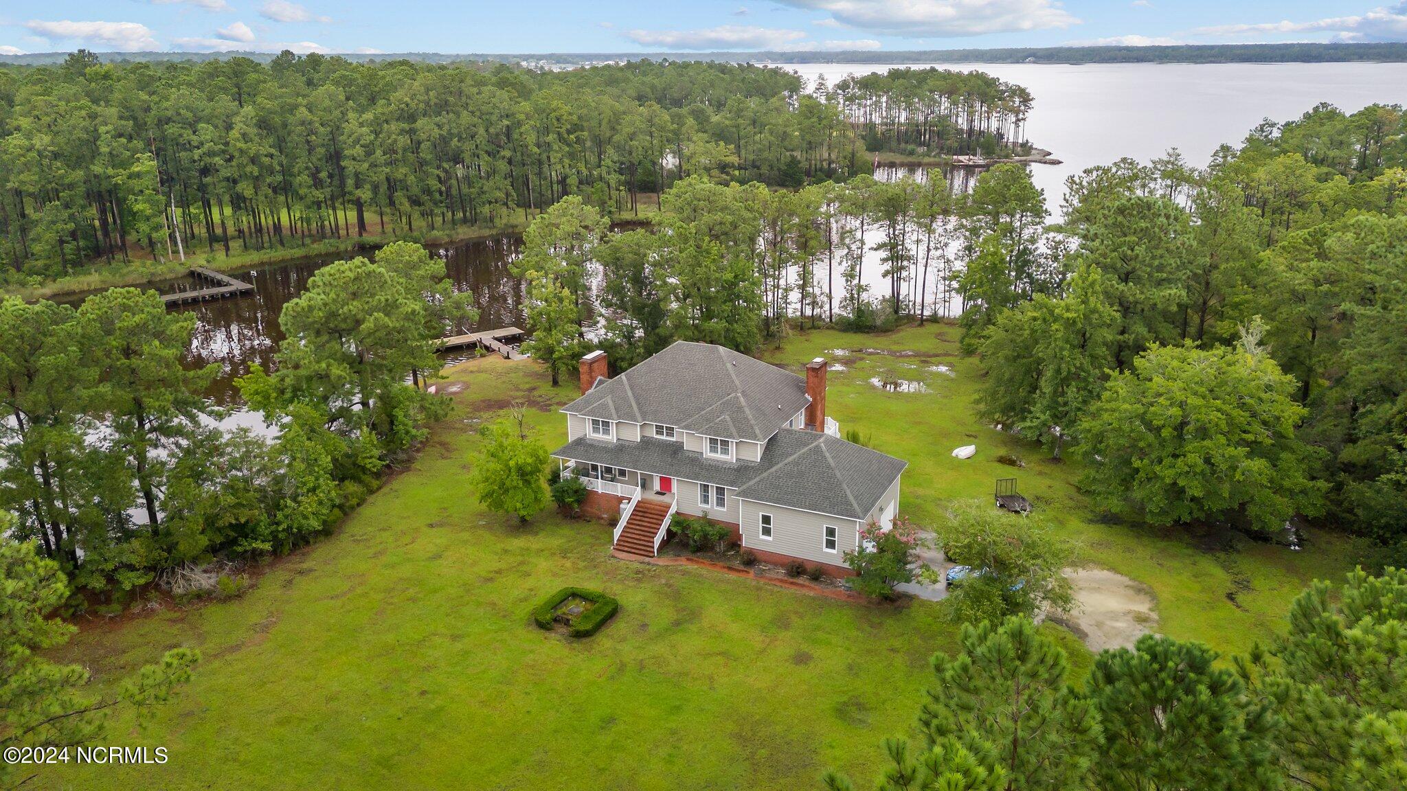 1039 Pasture Point Road Property Photo 6