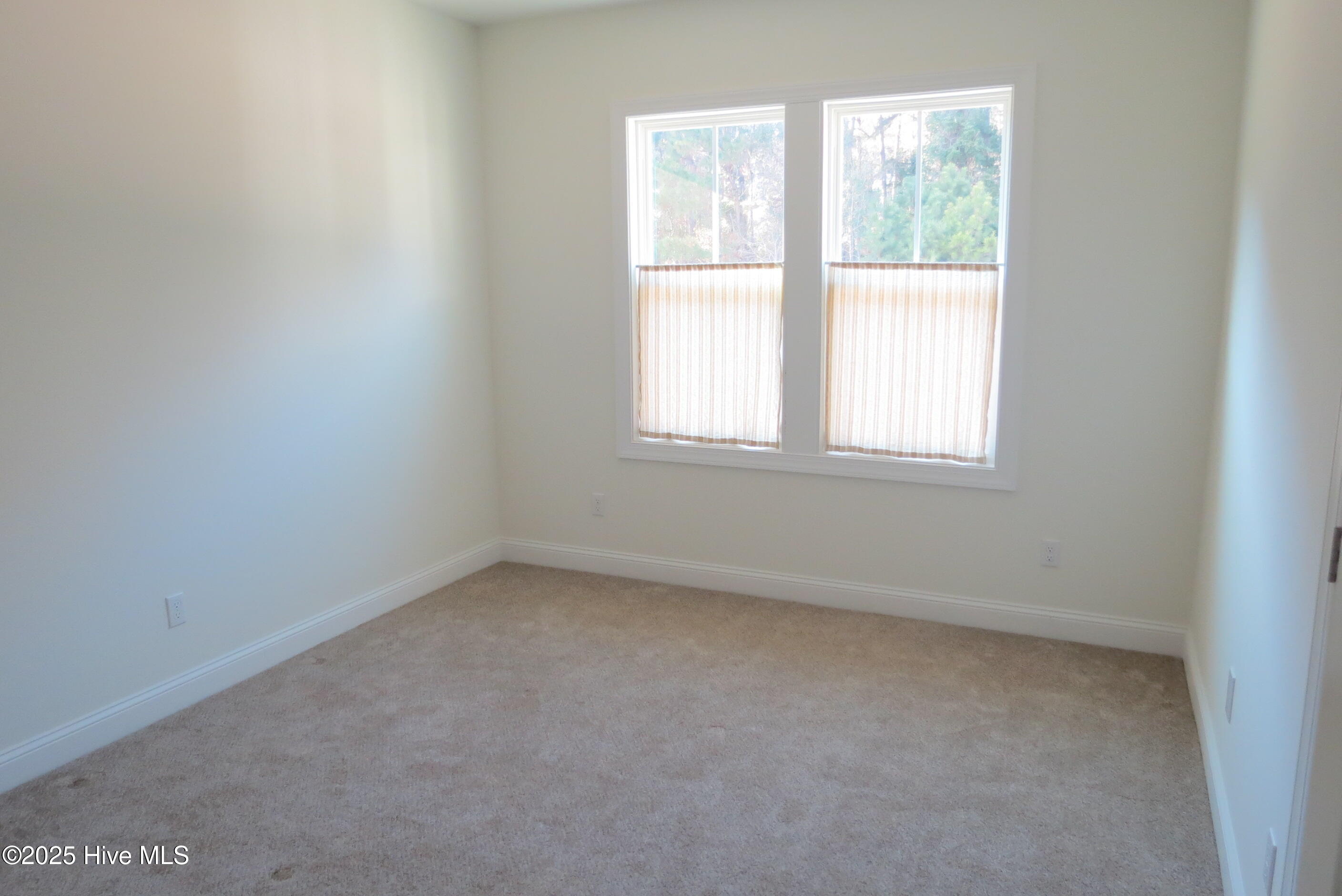 615 Windward Drive Property Photo 33
