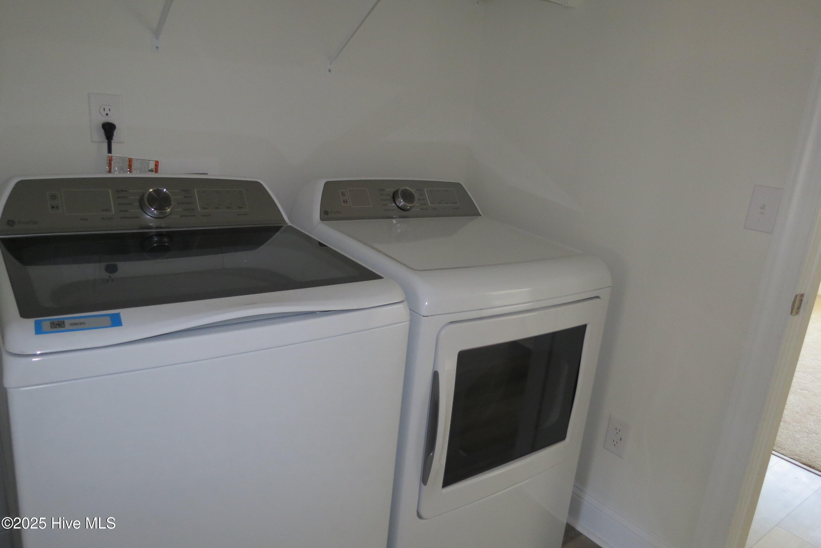 615 Windward Drive Property Photo 35