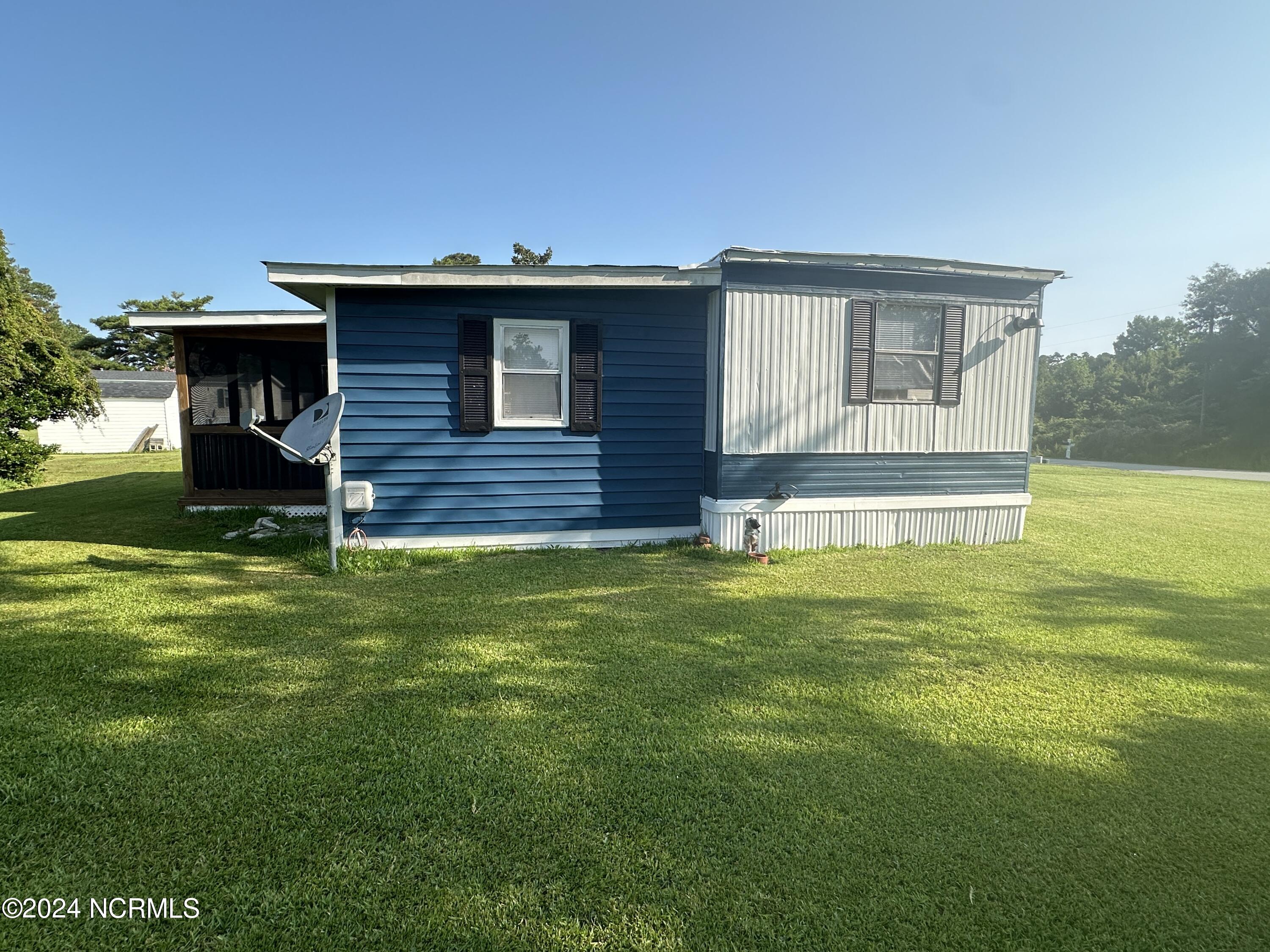 1136 &1132 Glancy Road Property Photo 17
