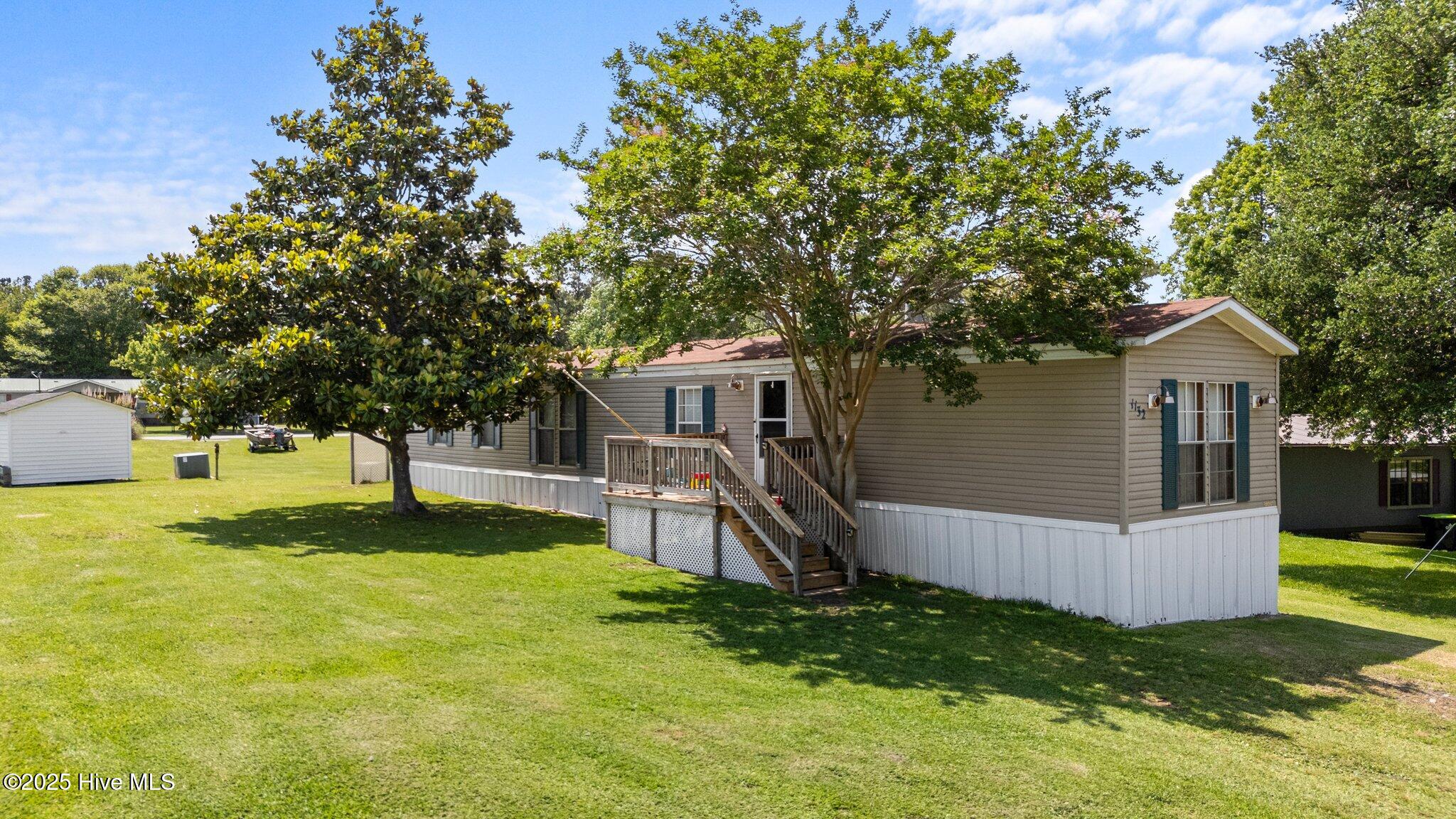 1136 &1132 Glancy Road Property Photo 33