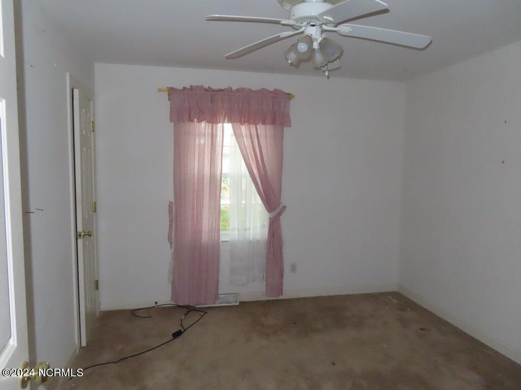 103 Creekview Lane Property Photo 28