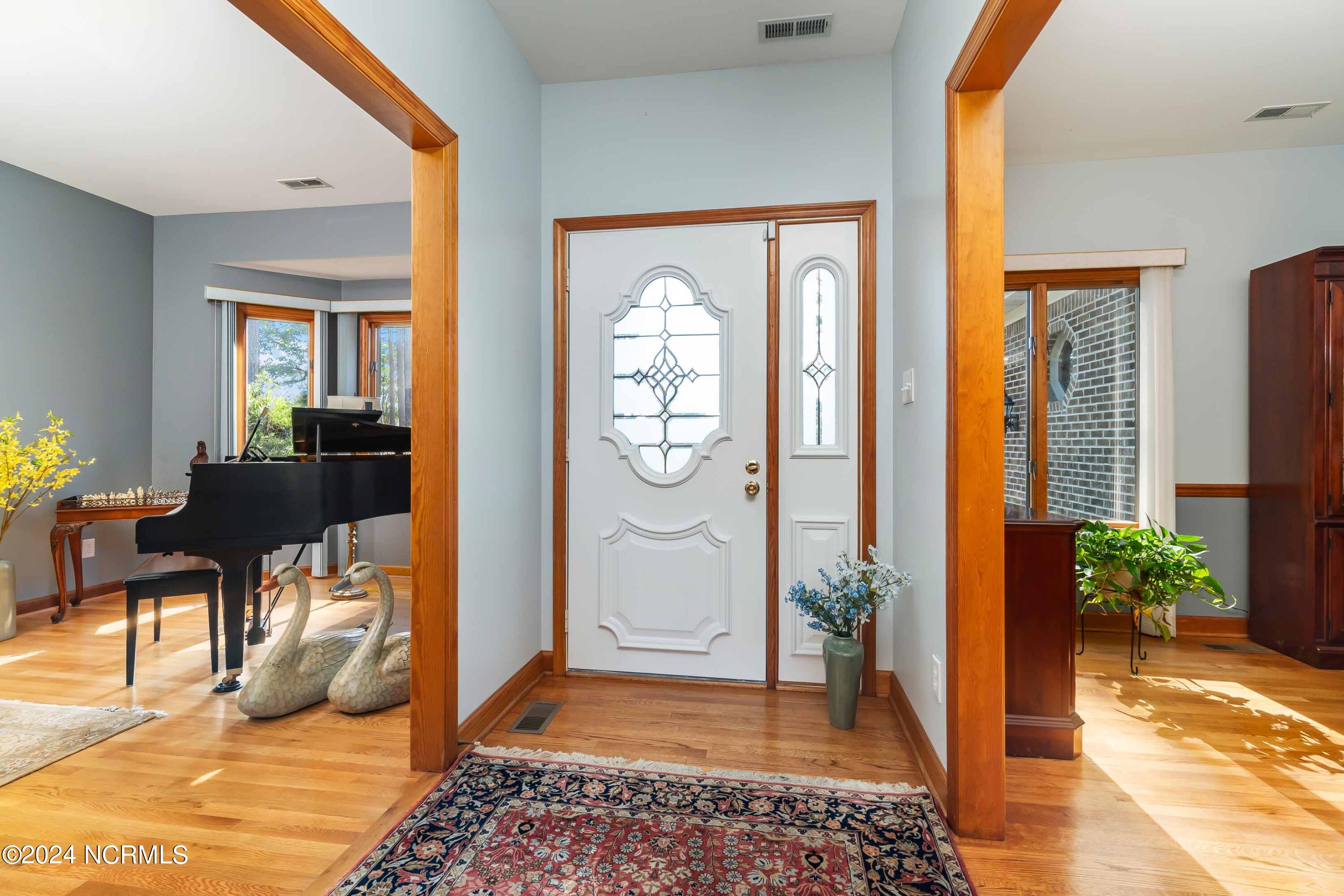 5511 Sandpiper Drive Property Photo 8