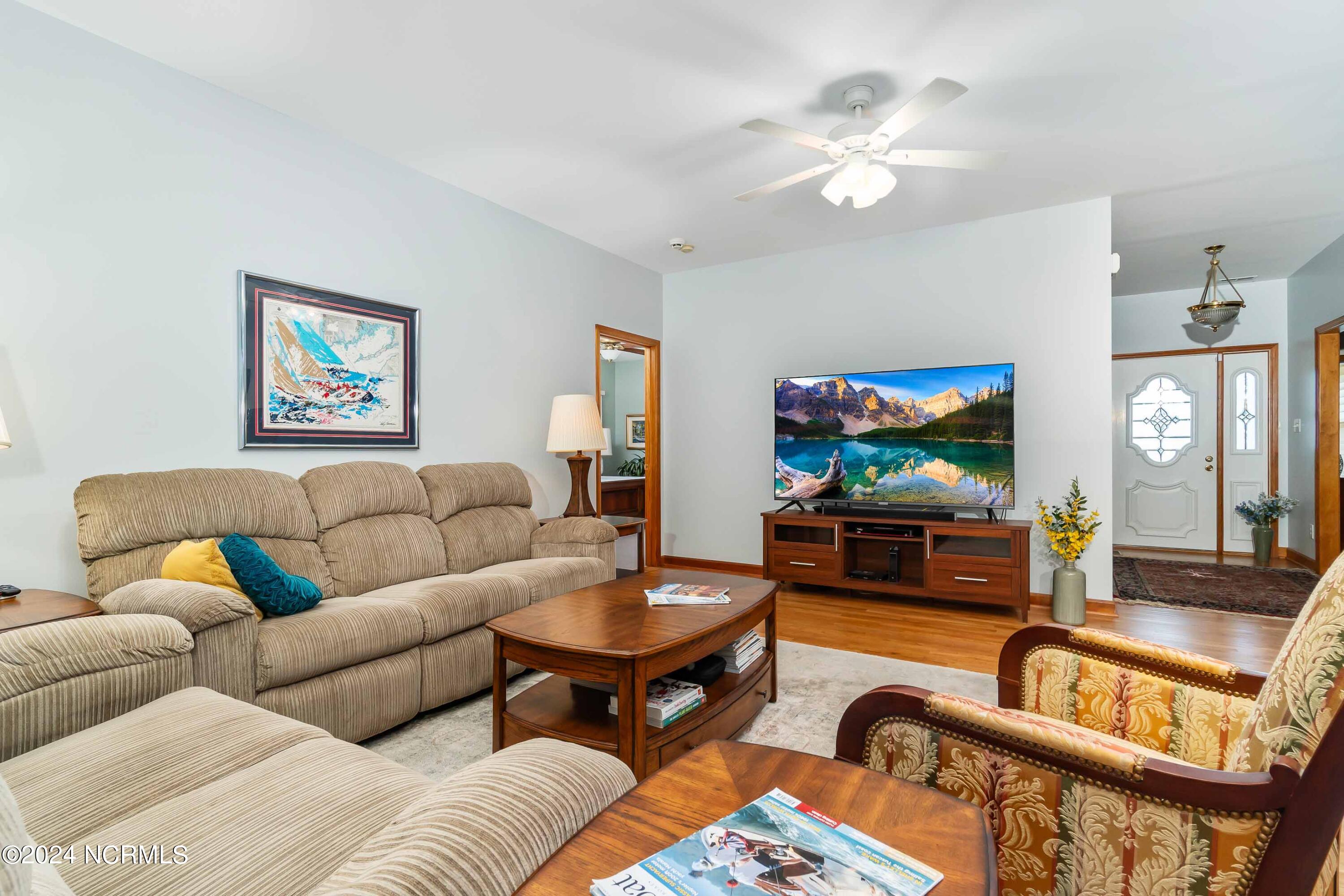 5511 Sandpiper Drive Property Photo 10