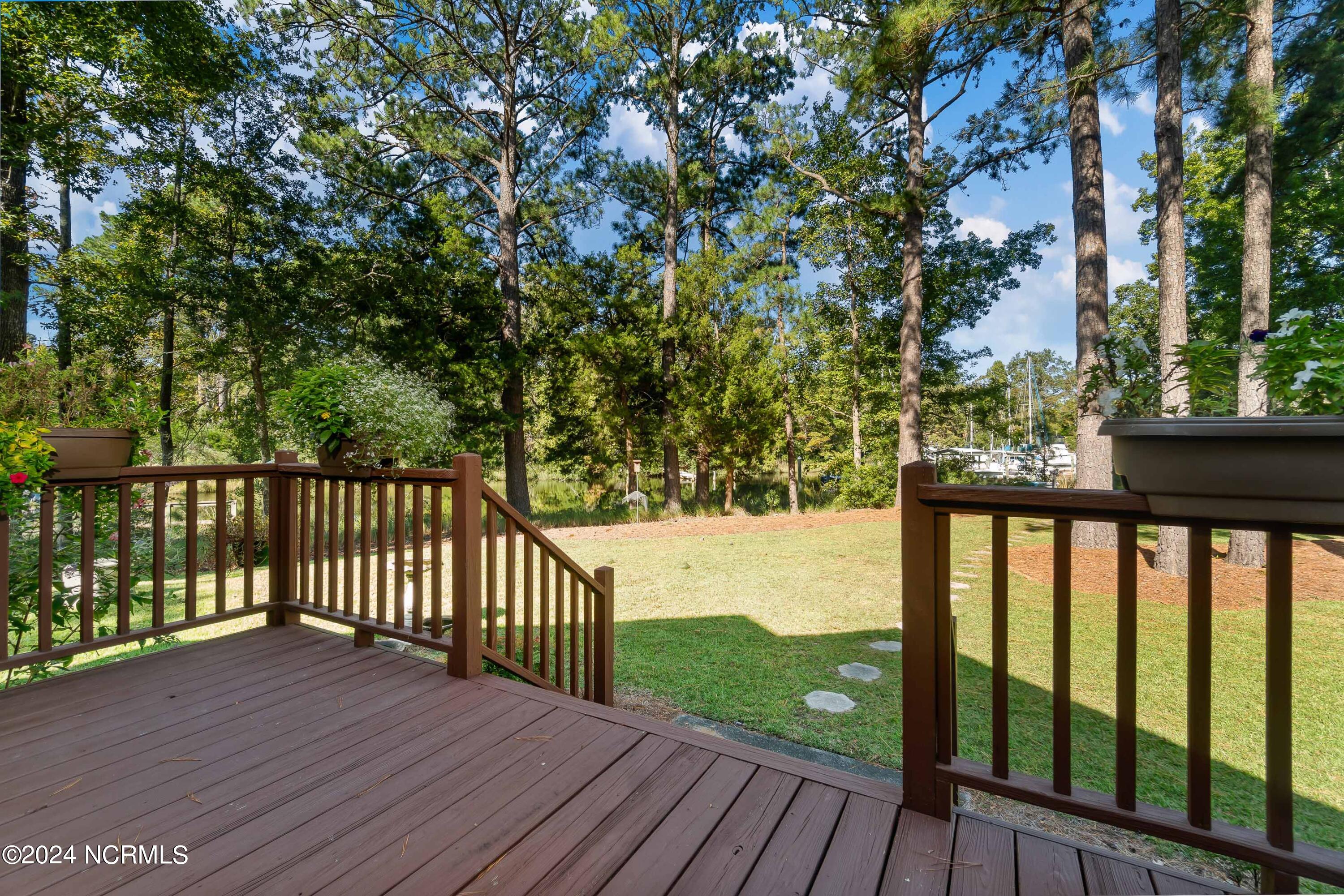 5511 Sandpiper Drive Property Photo 34