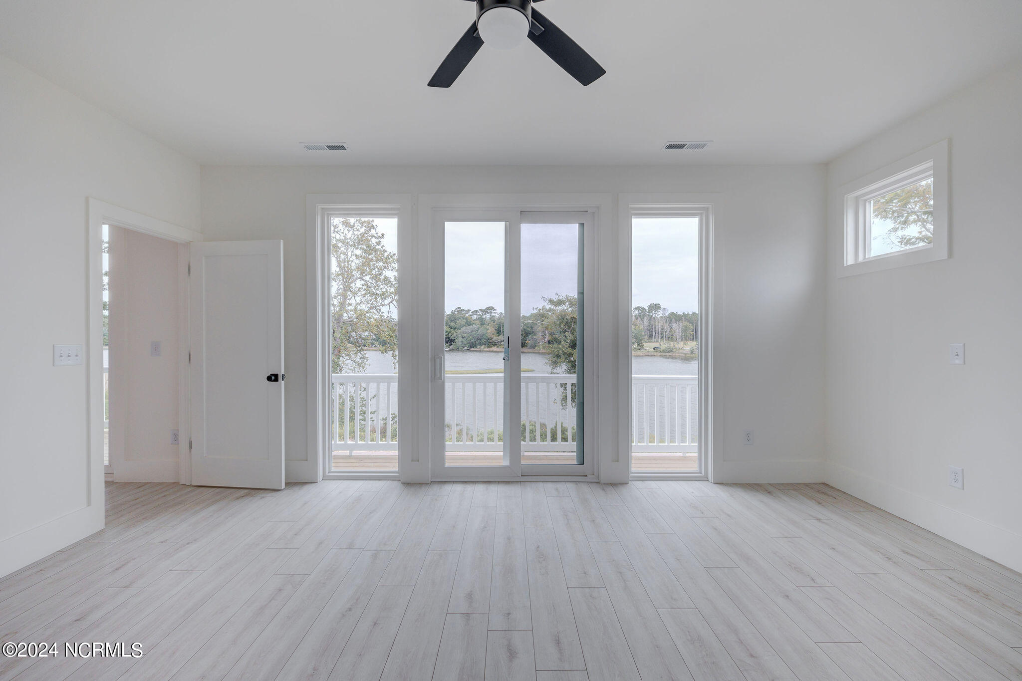 13 E Cannon Cove Property Photo 17