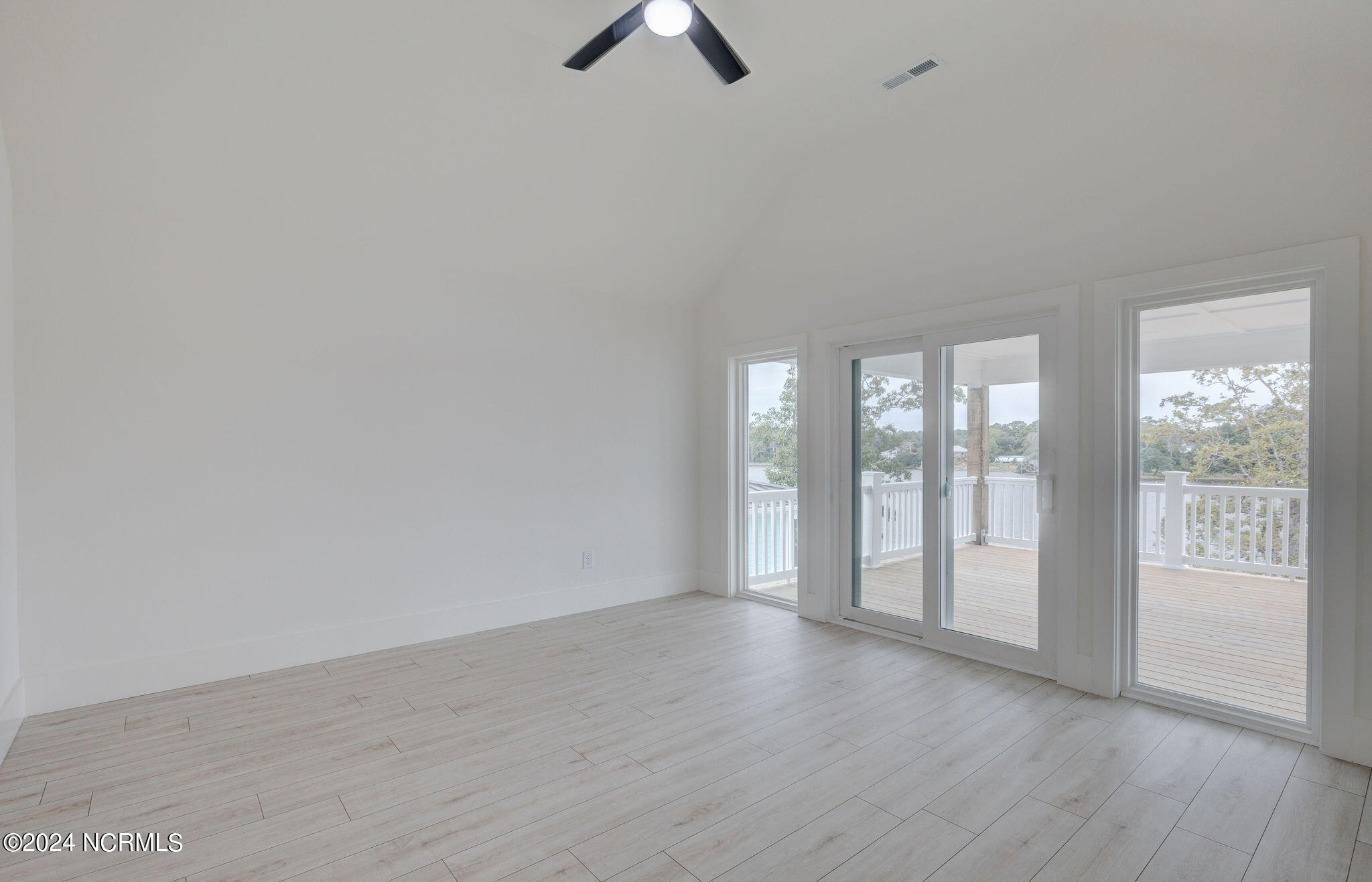 13 E Cannon Cove Property Photo 23