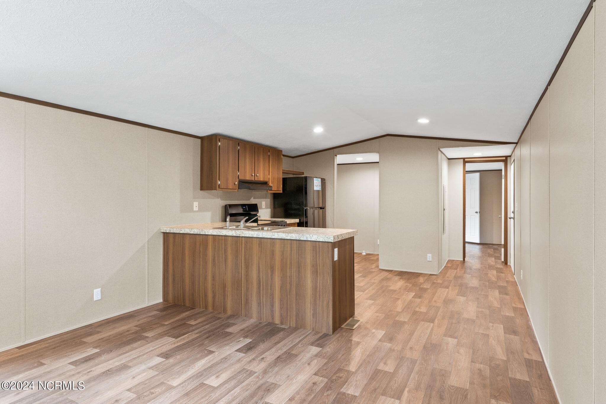 1404 Mockingbird Place Property Photo 14