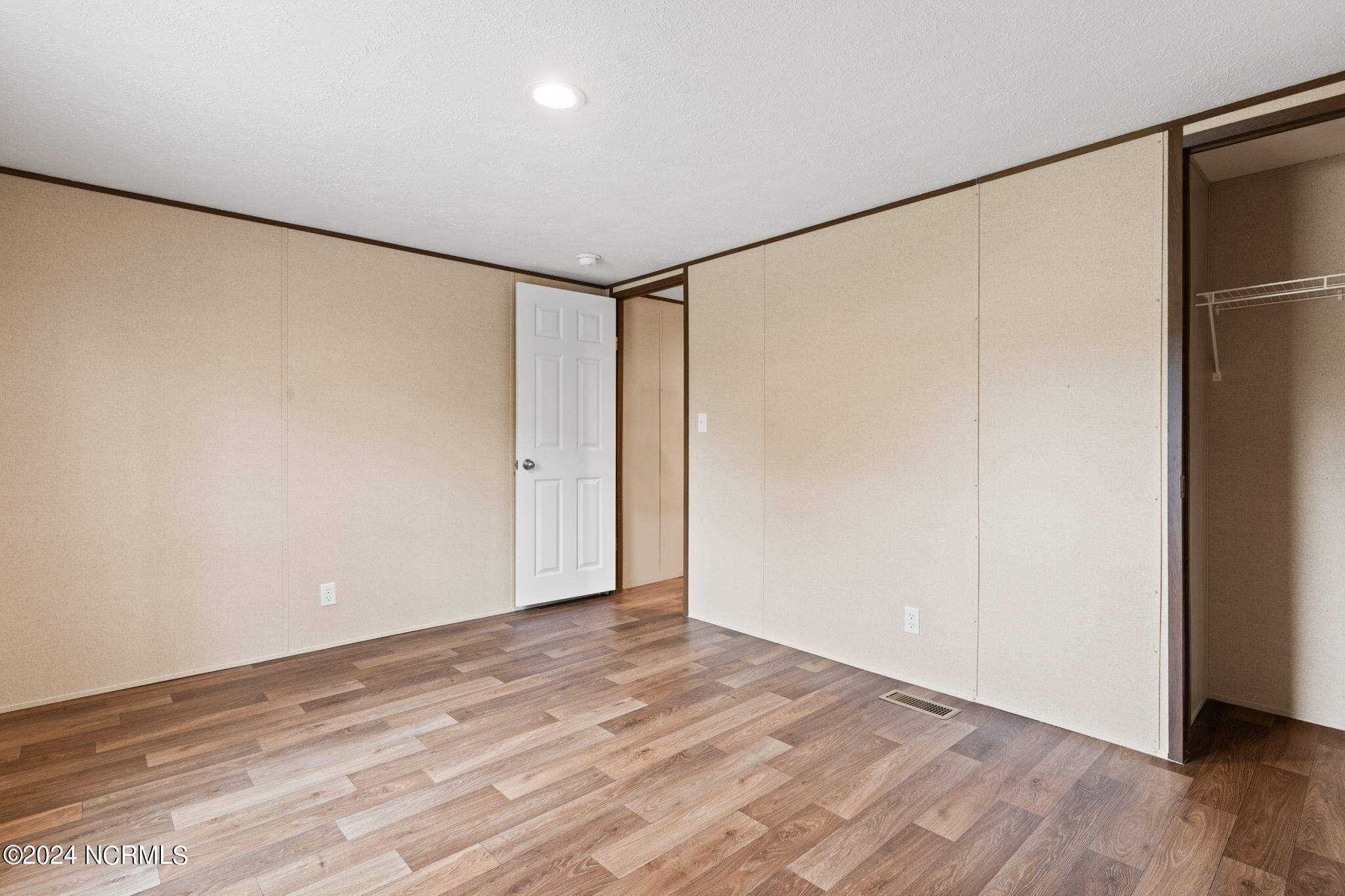 1404 Mockingbird Place Property Photo 17