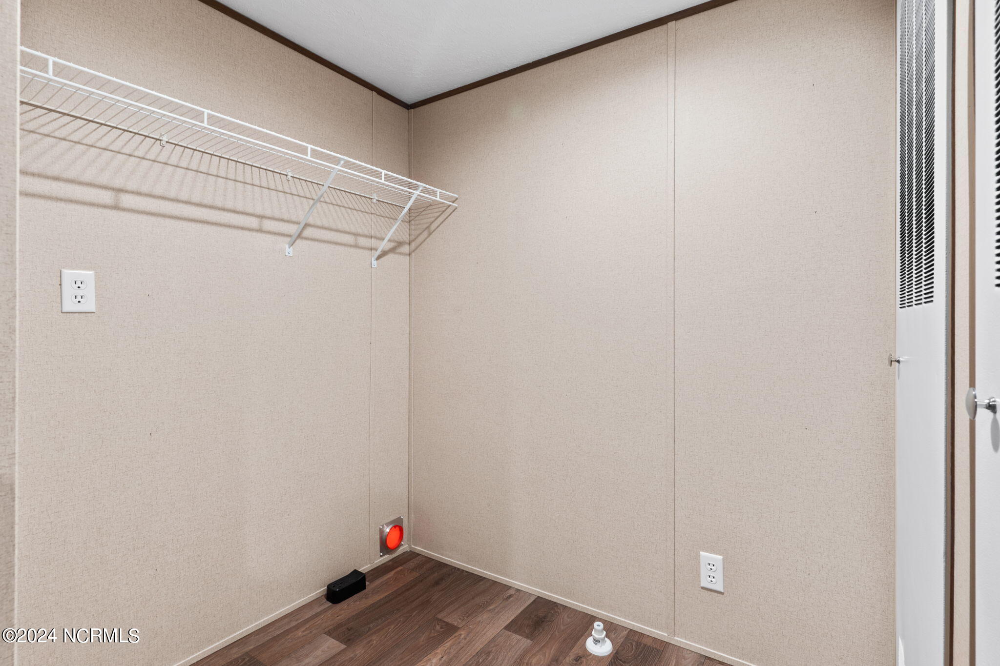 1404 Mockingbird Place Property Photo 18
