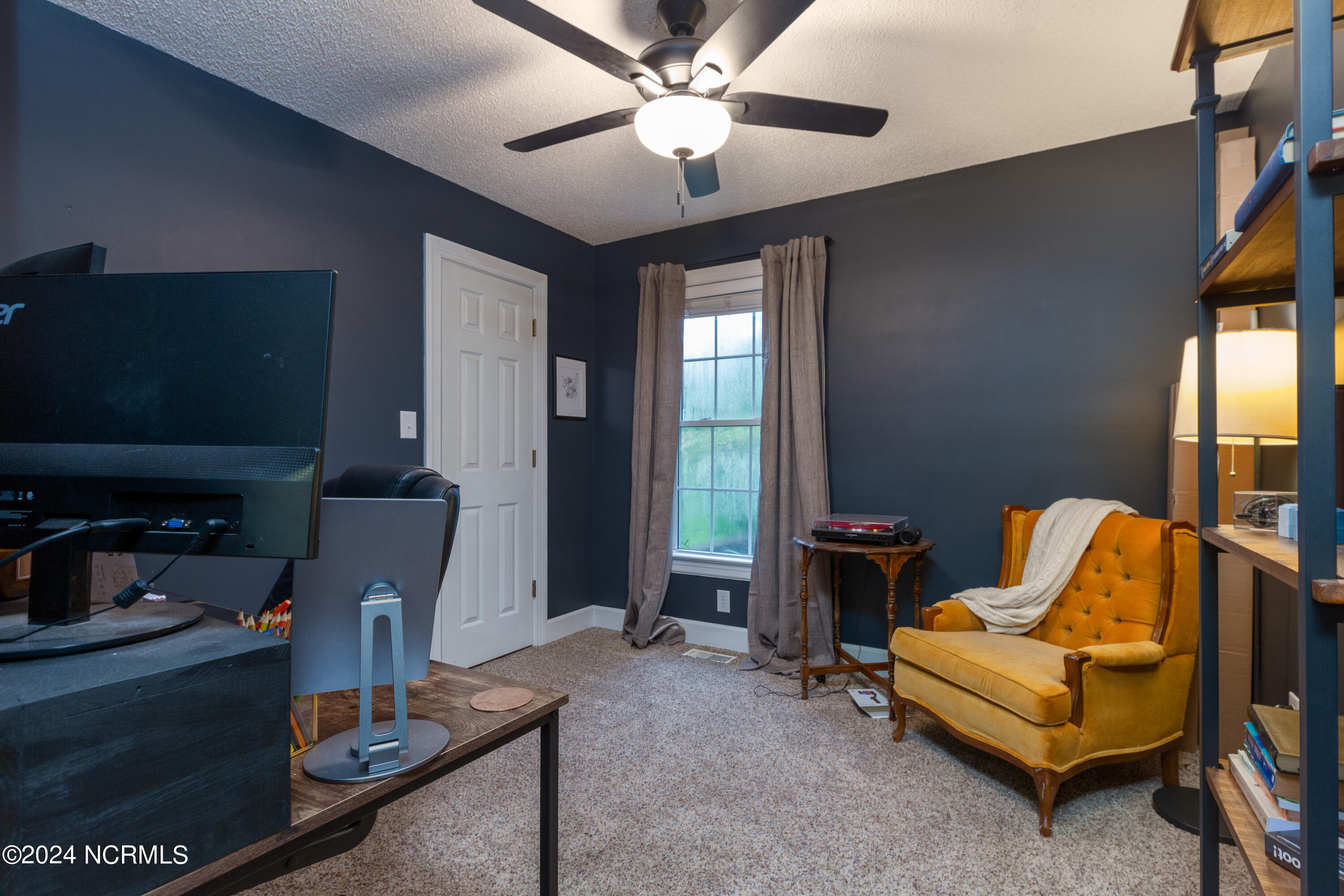 104 Angel Place Property Photo 18