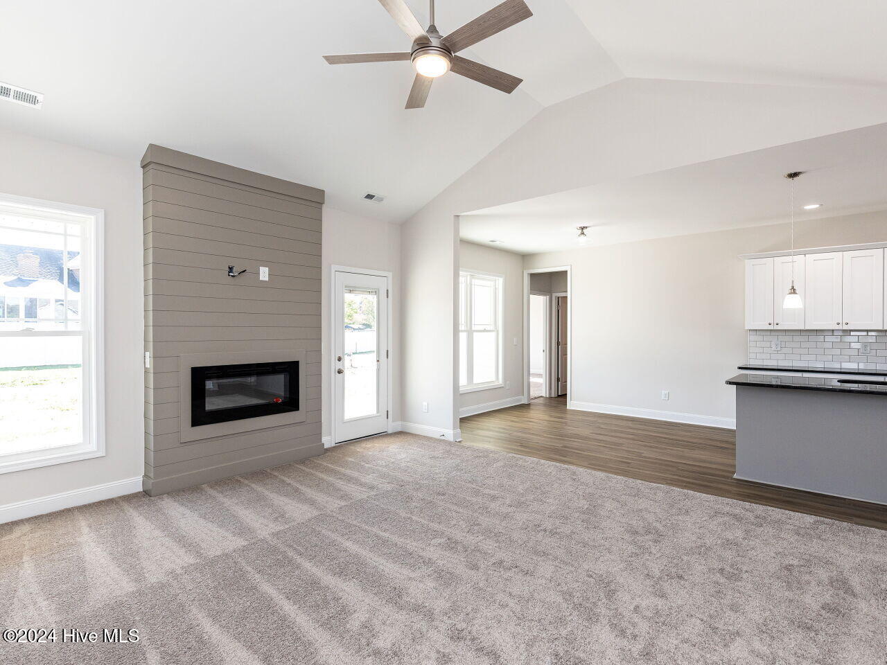 104 Askew Place Property Photo 6
