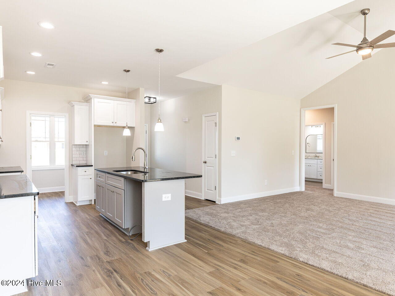 104 Askew Place Property Photo 10