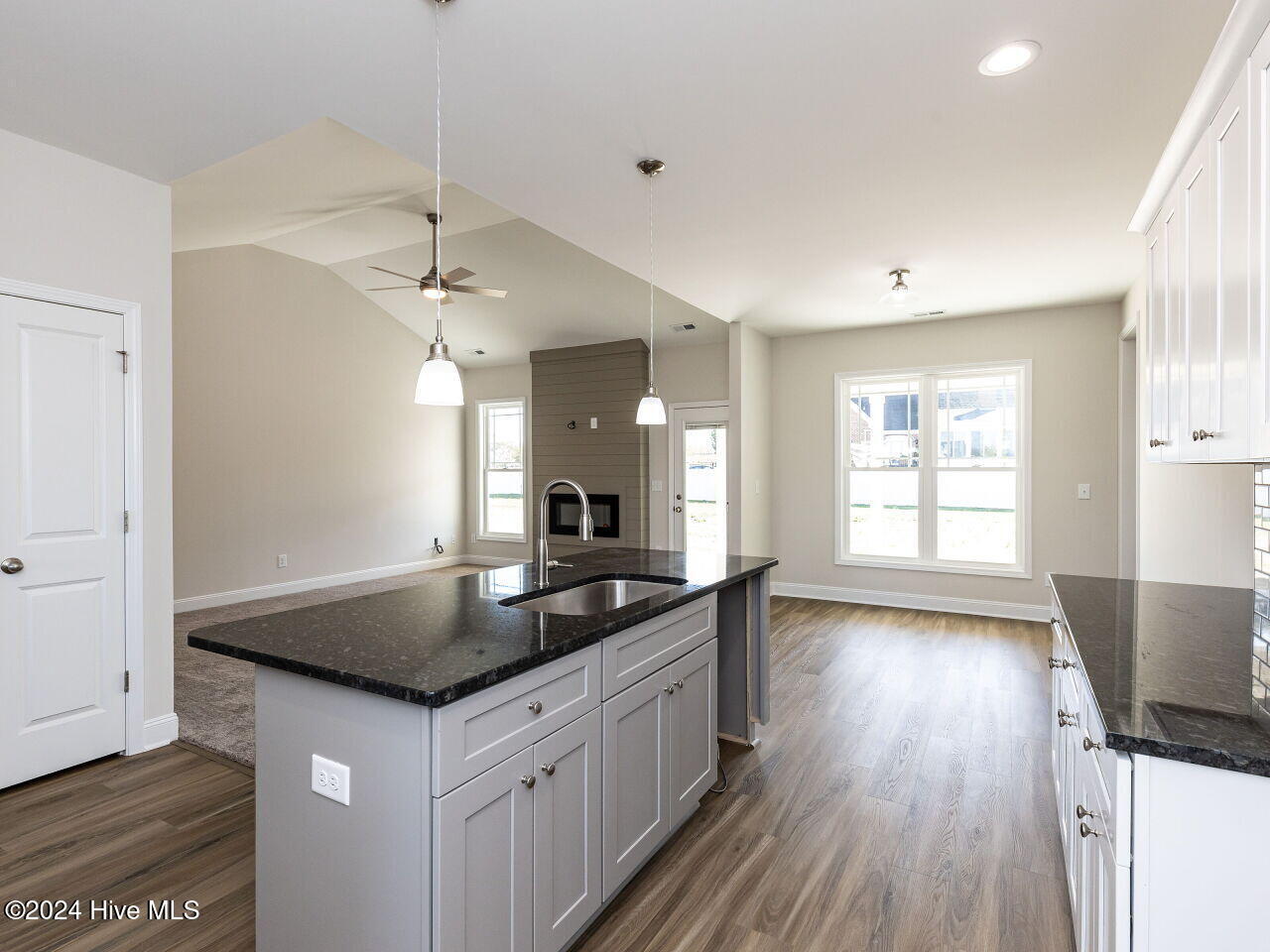104 Askew Place Property Photo 11