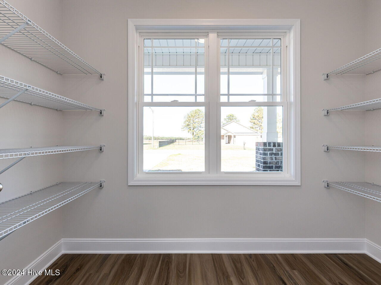 104 Askew Place Property Photo 12