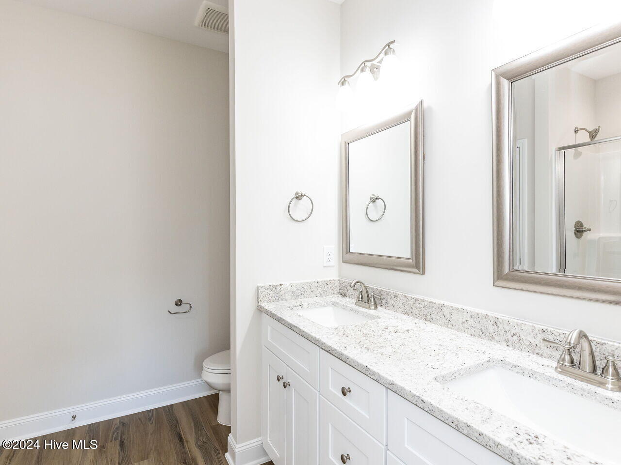 104 Askew Place Property Photo 17