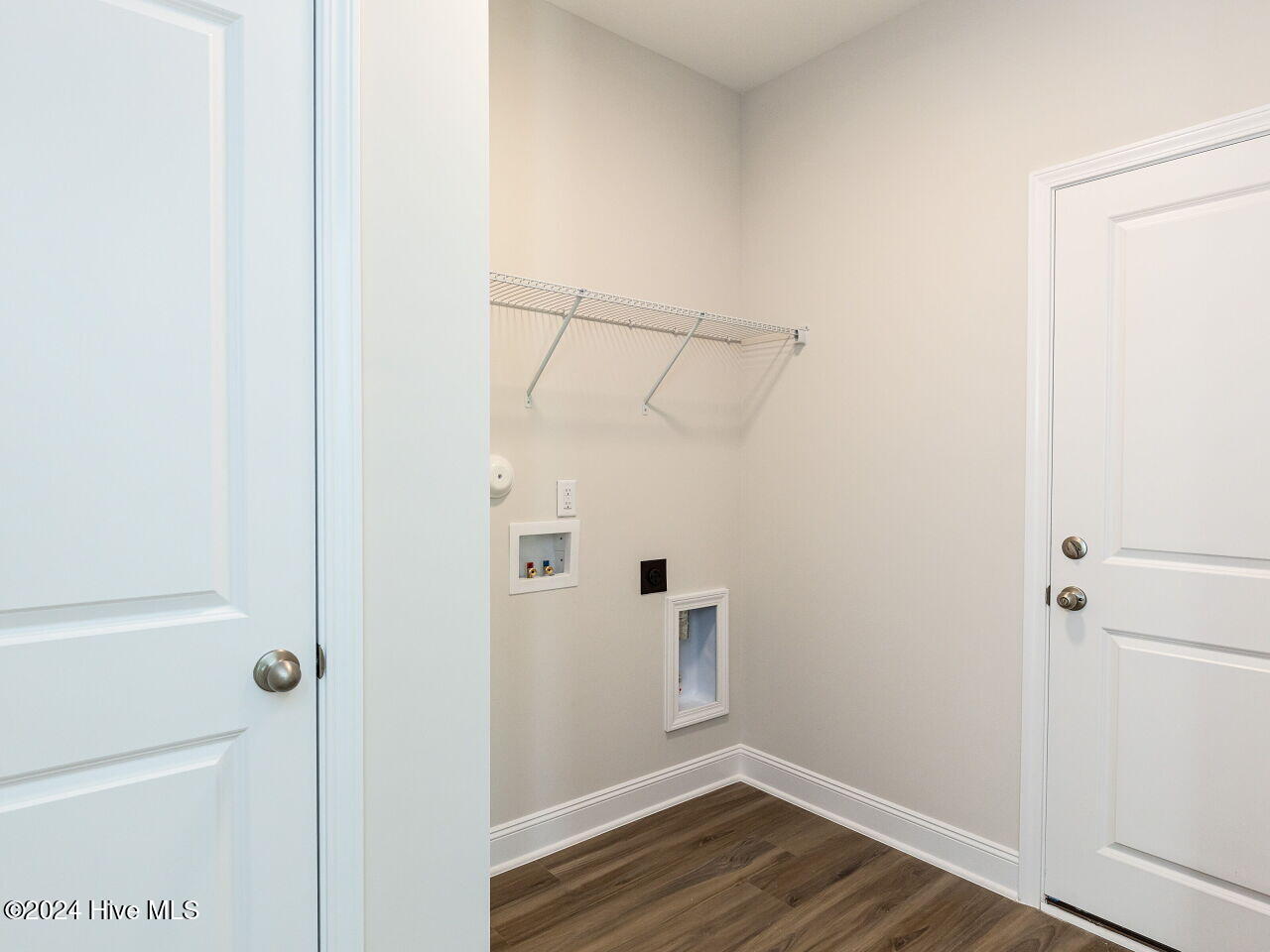 104 Askew Place Property Photo 24