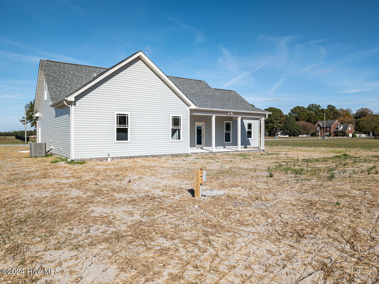 104 Askew Place Property Photo 31