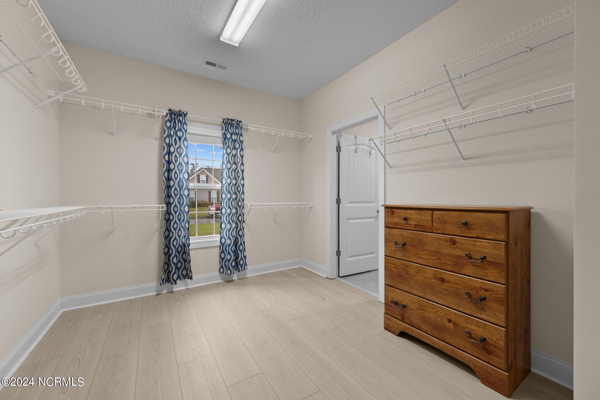 102 Burrington Lane Property Photo 18