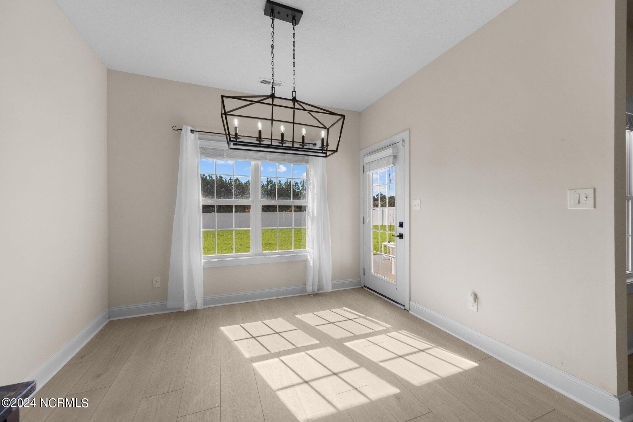 102 Burrington Lane Property Photo 19