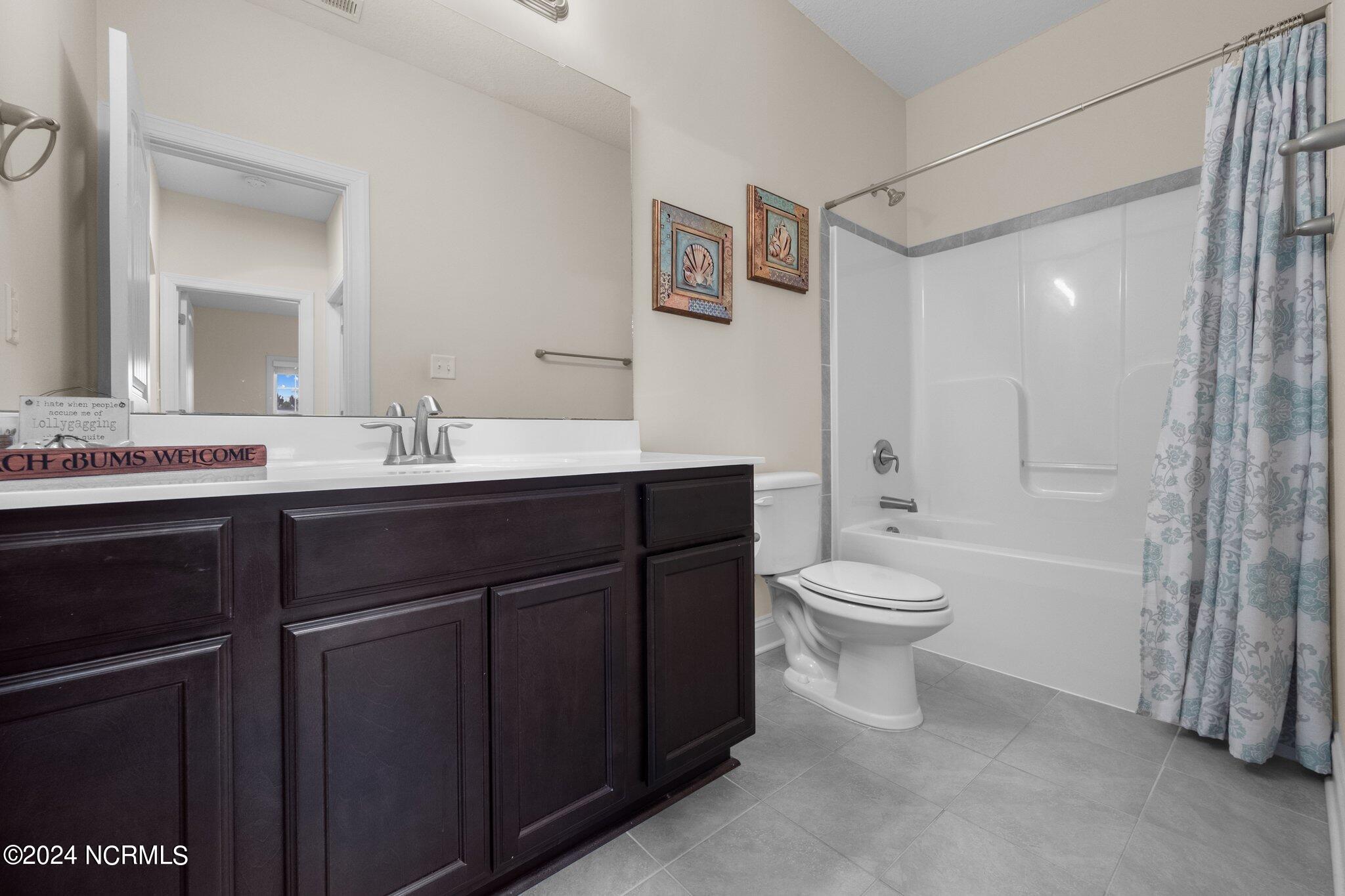 102 Burrington Lane Property Photo 29