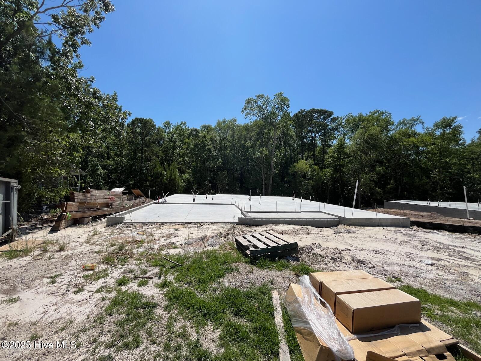 1213 St Simons Drive Property Photo 2